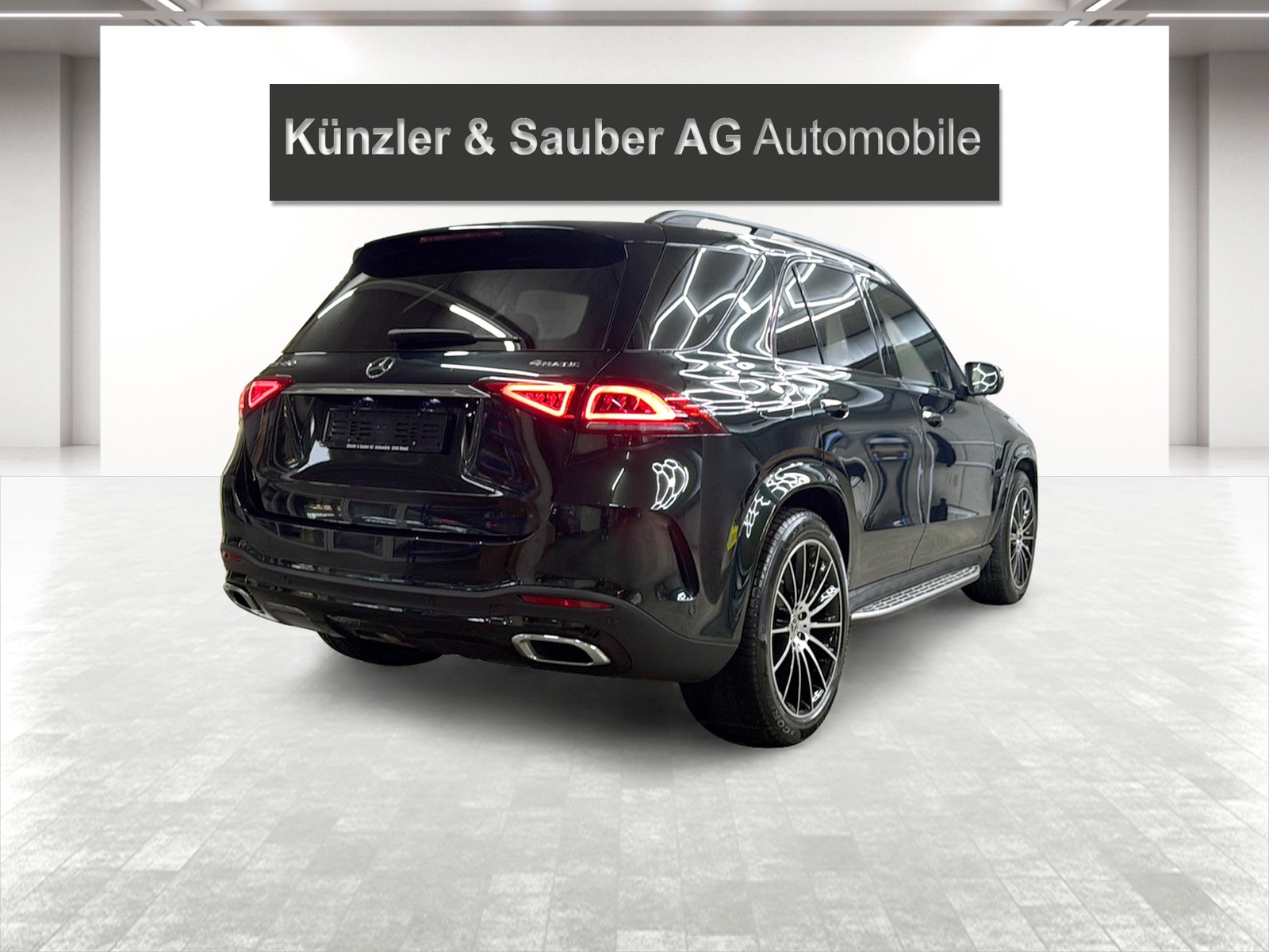 MERCEDES-BENZ GLE 450 4Matic AMG Line 9G-Tronic-image-20
