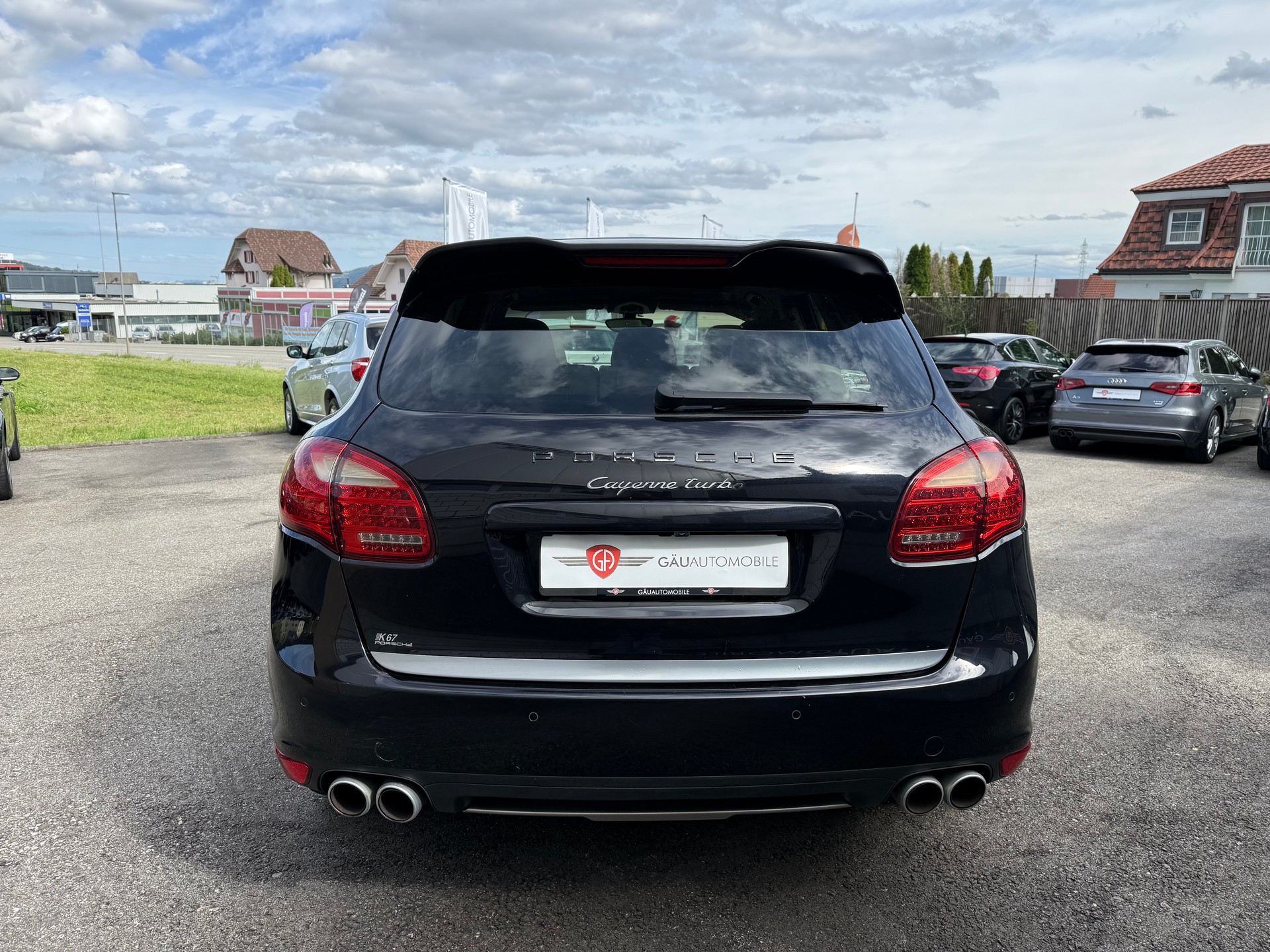 PORSCHE Cayenne Turbo 4.8 V8 500PS-image-4
