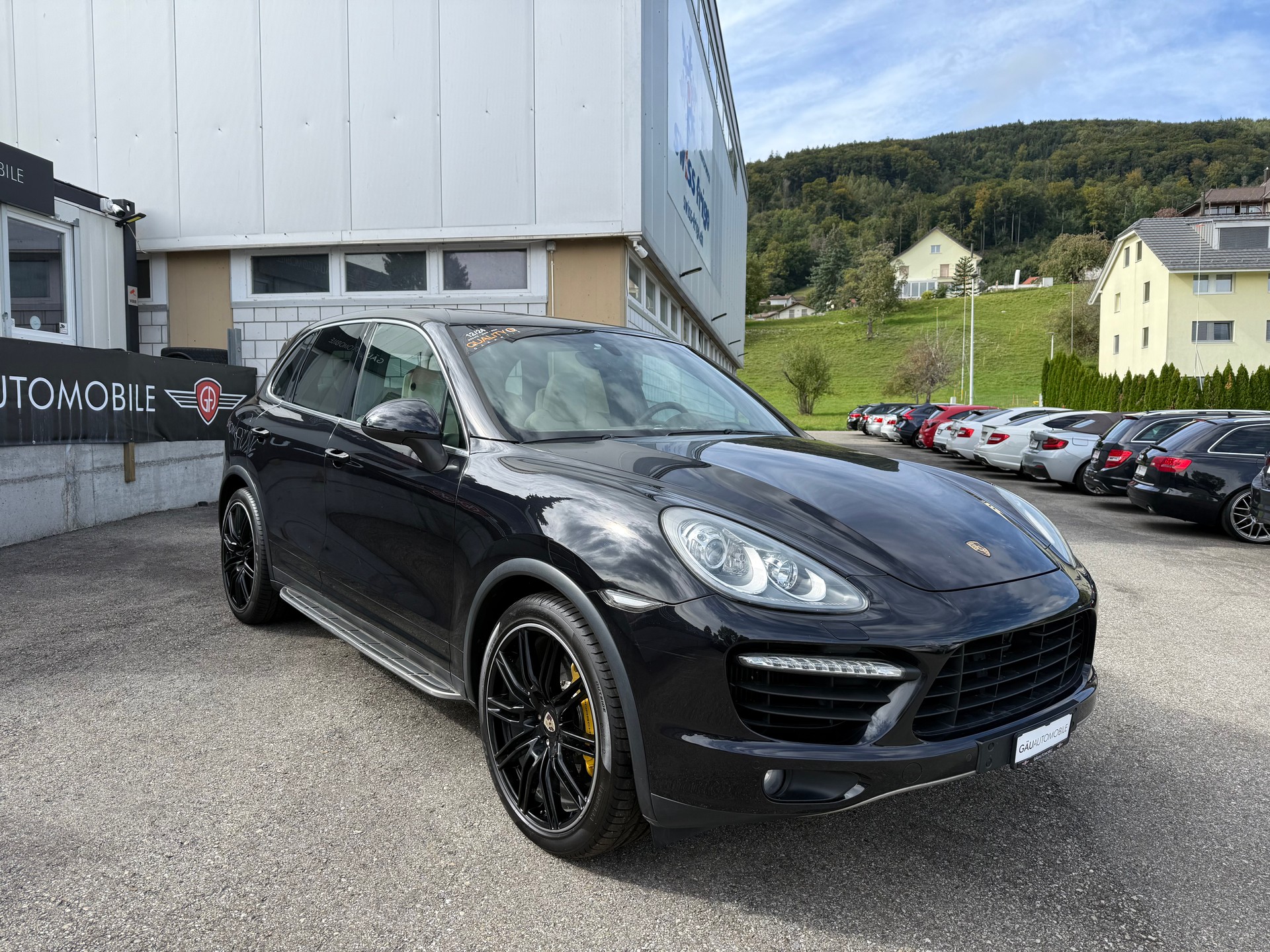 PORSCHE Cayenne Turbo 4.8 V8 500PS-image-2