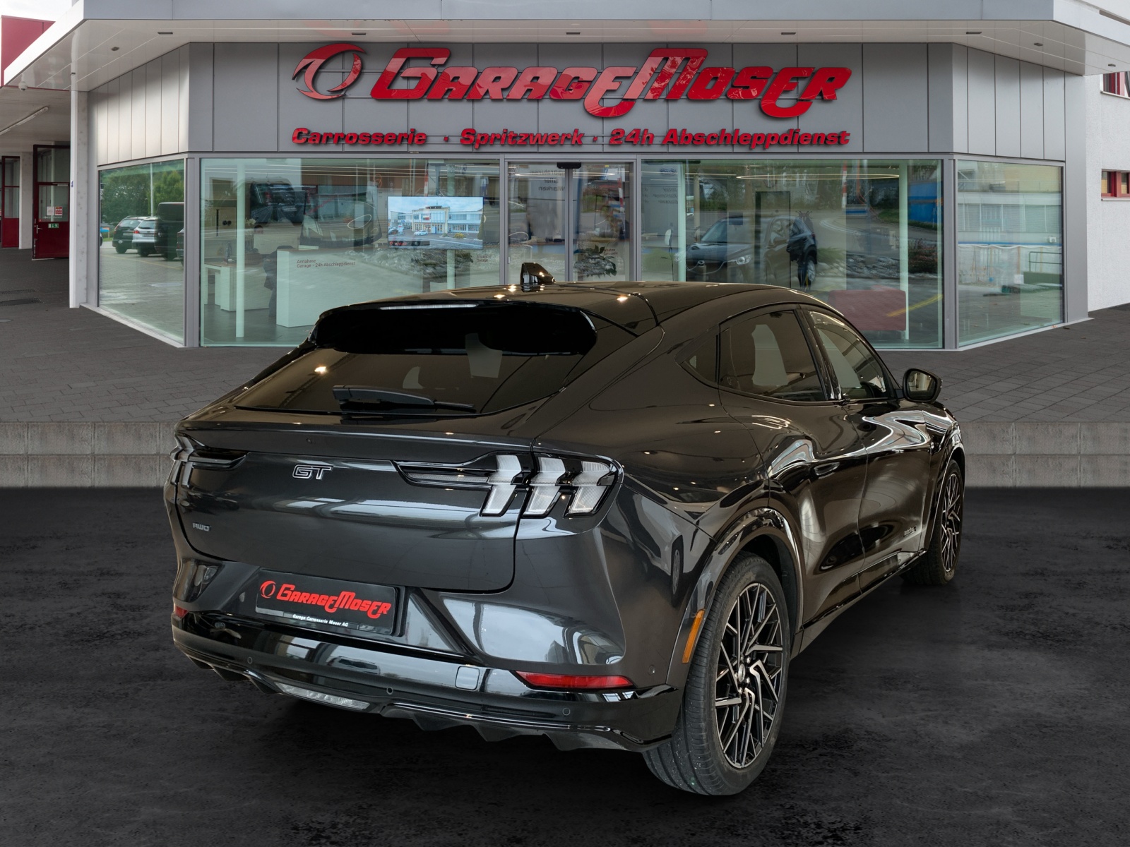 FORD Mustang Mach-E Extended GT AWD-image-4