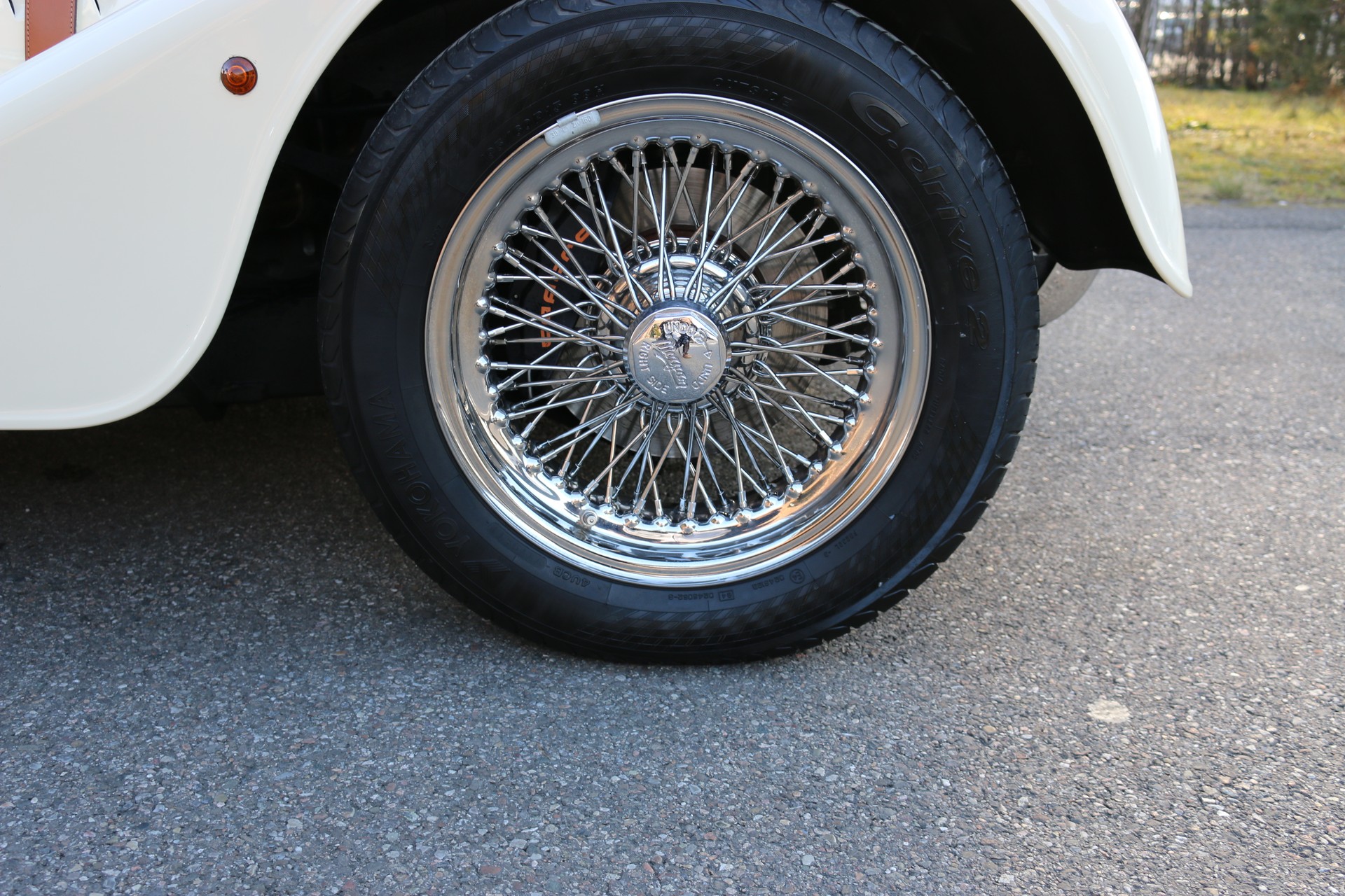 MORGAN Plus 4 2.0 Swiss Pack-image-9