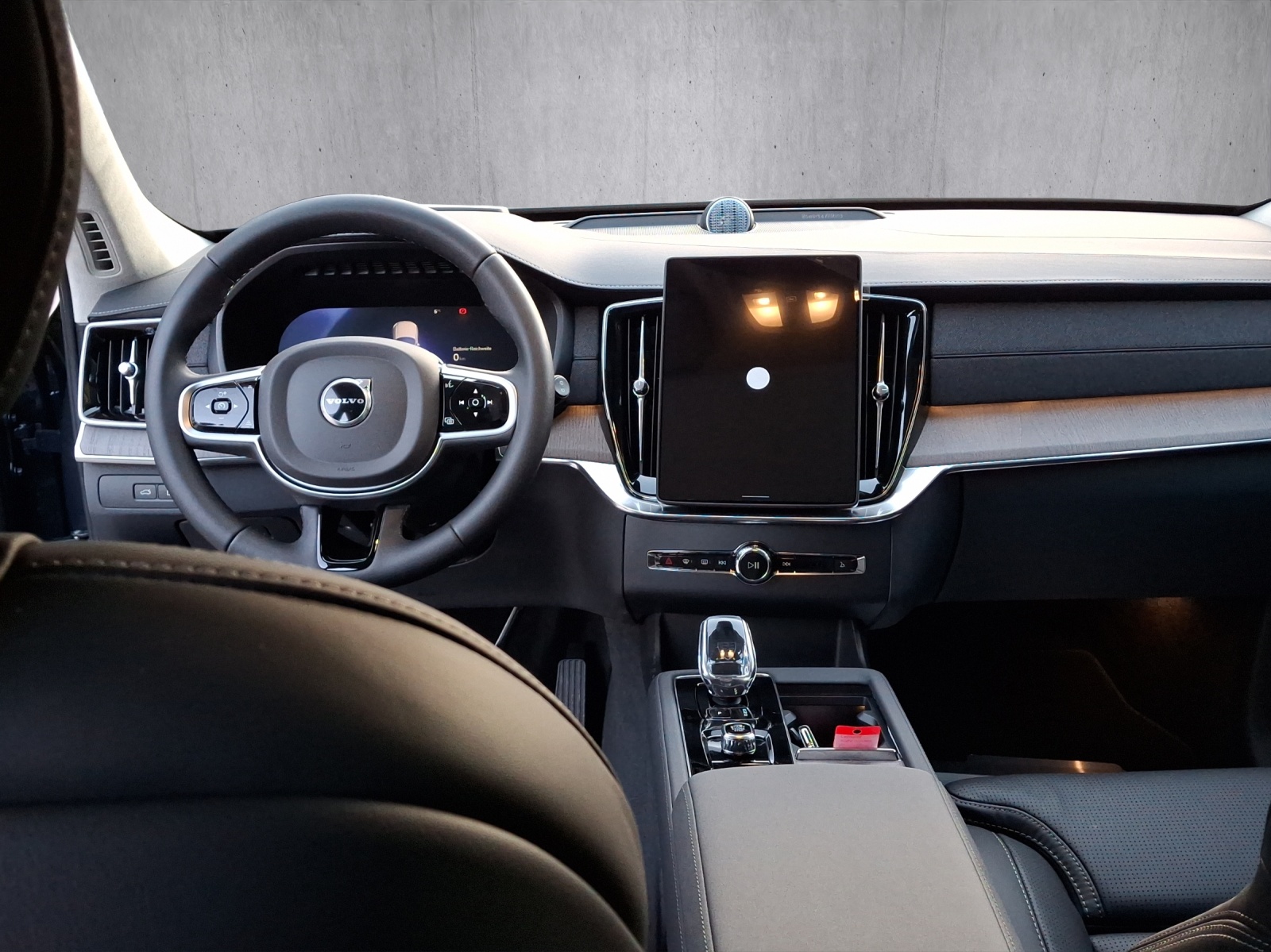 Image VOLVO XC90 XC90 T8 eAWD PluginHybrid Ultra Dark Xclusive Geartronic