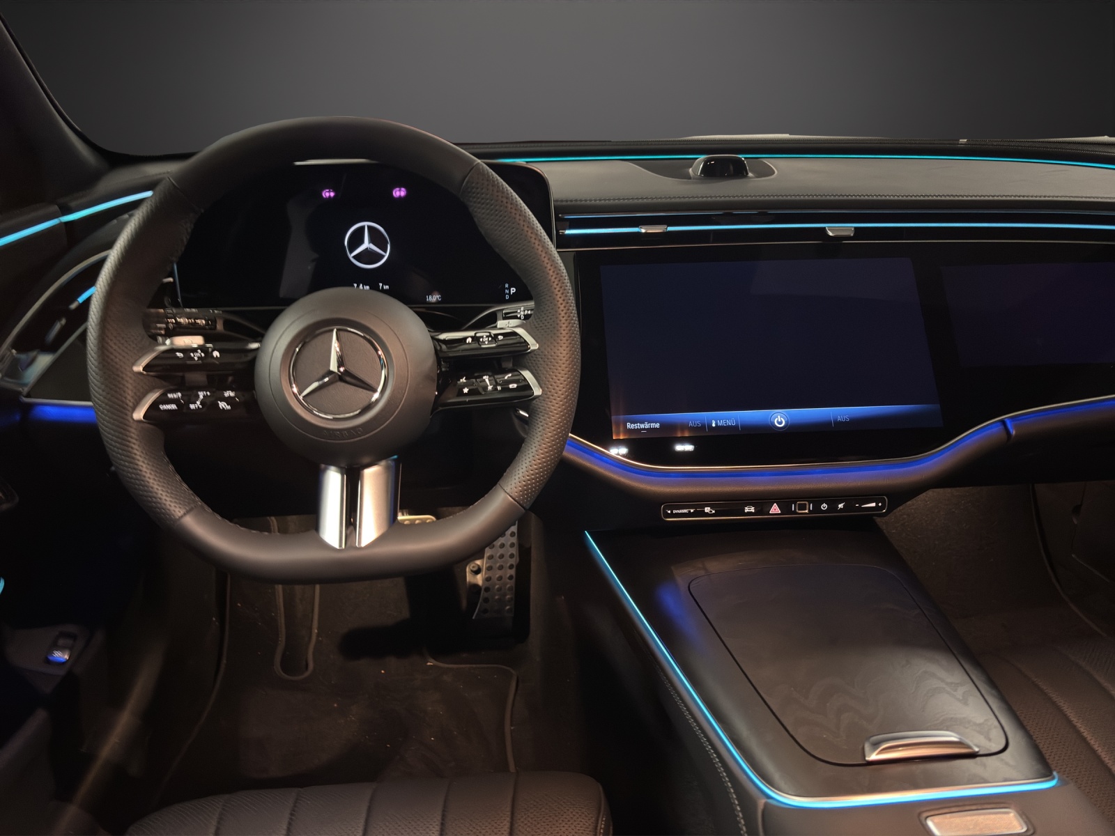 MERCEDES-BENZ E 450 d T 4Matic 9G-Tronic-image-9