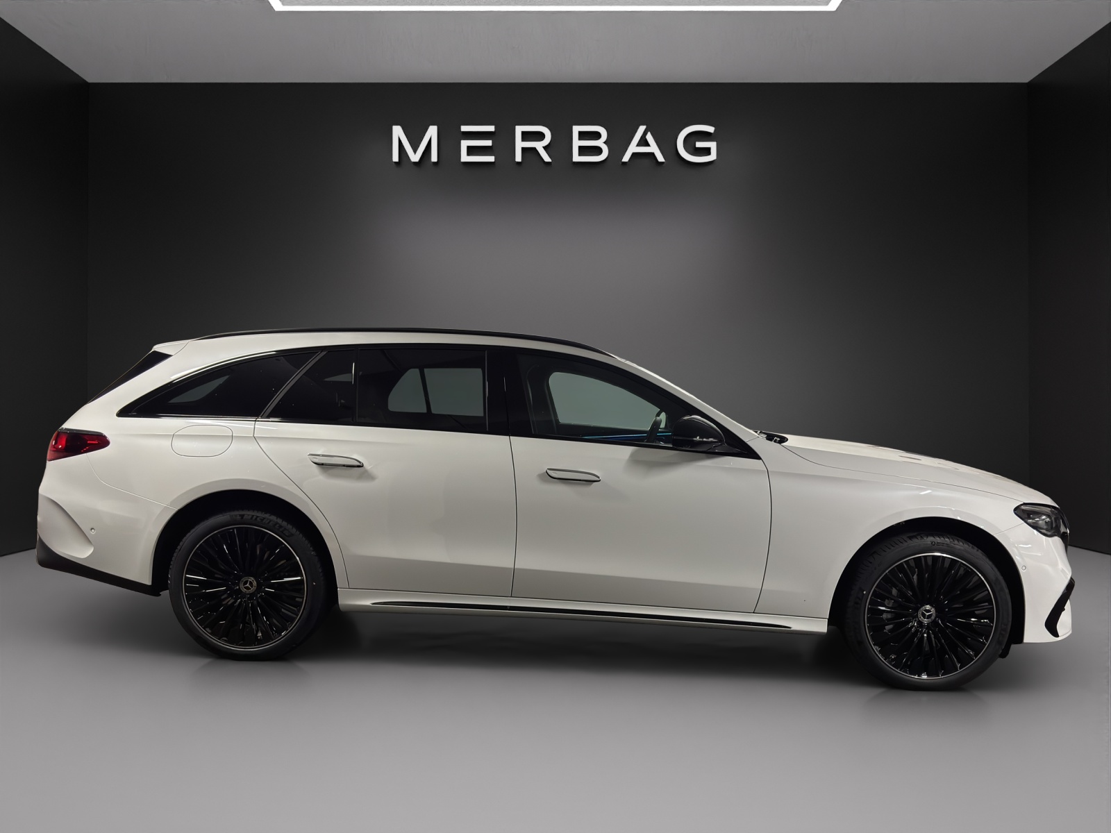 MERCEDES-BENZ E 450 d T 4Matic 9G-Tronic-image-1