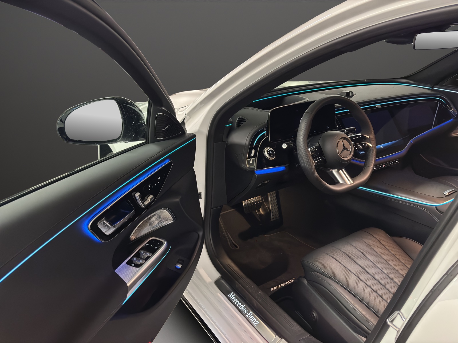 MERCEDES-BENZ E 450 d T 4Matic 9G-Tronic-image-11