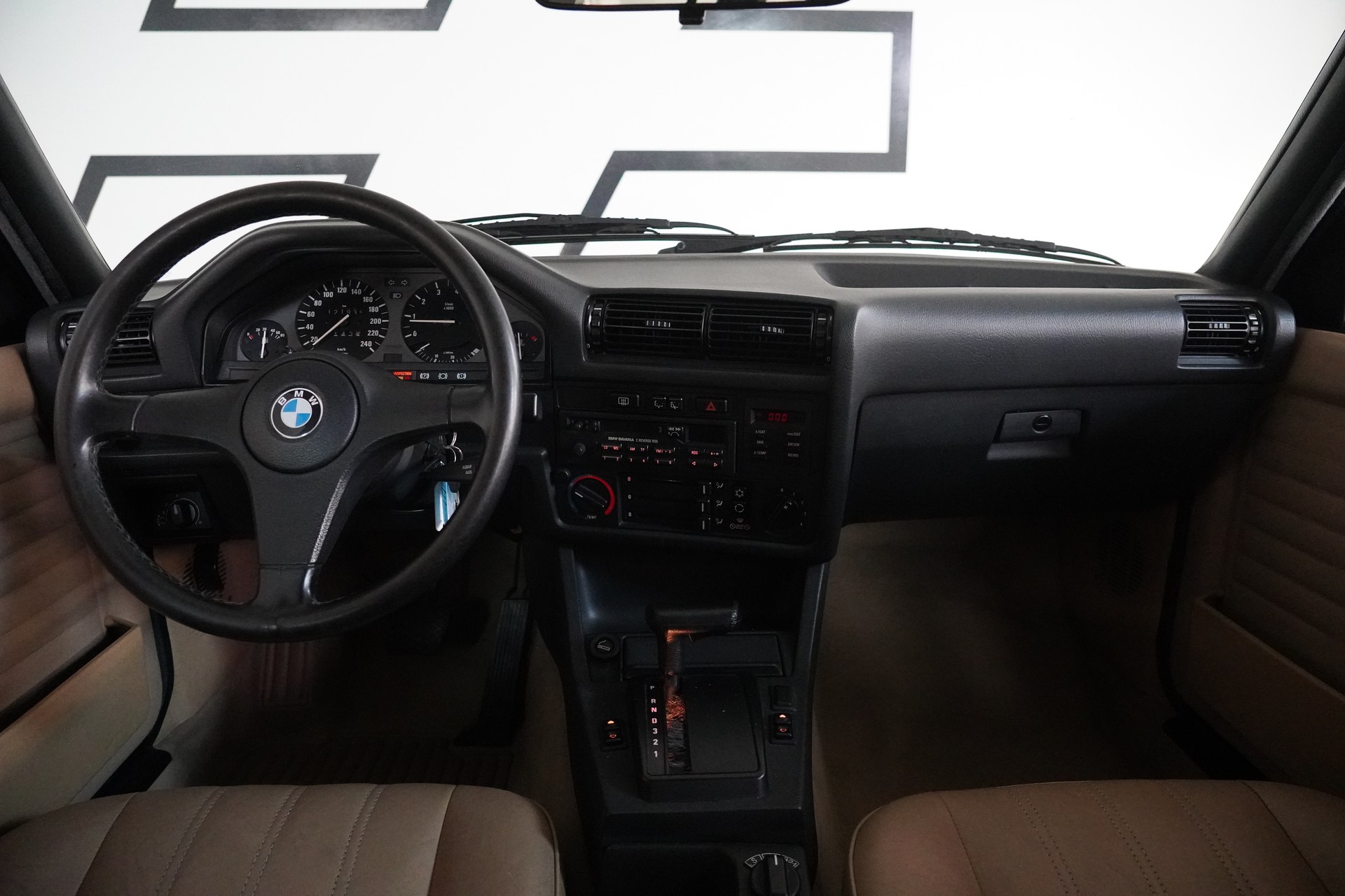 BMW 325iX A Touring-image-17