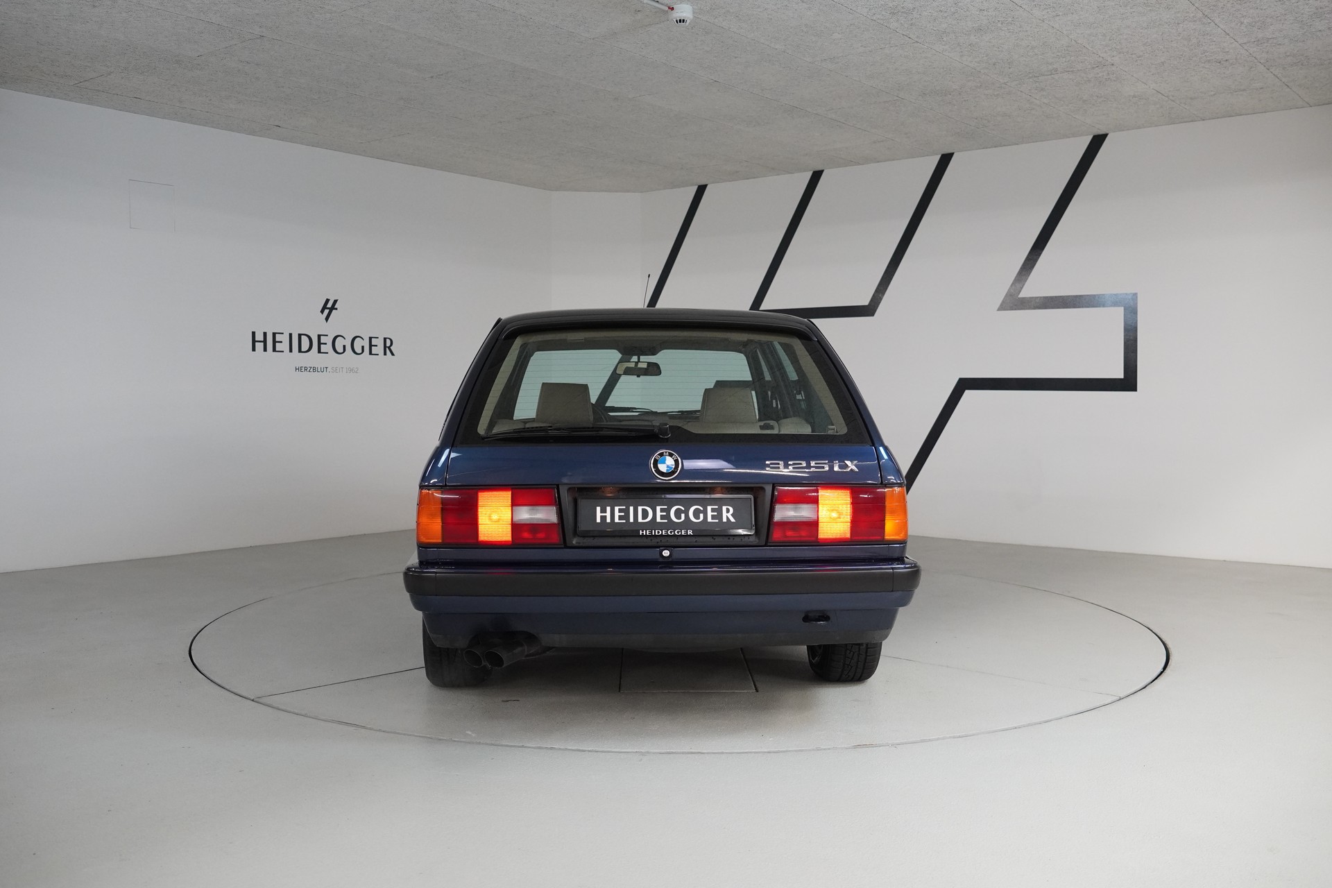 BMW 325iX A Touring-image-5
