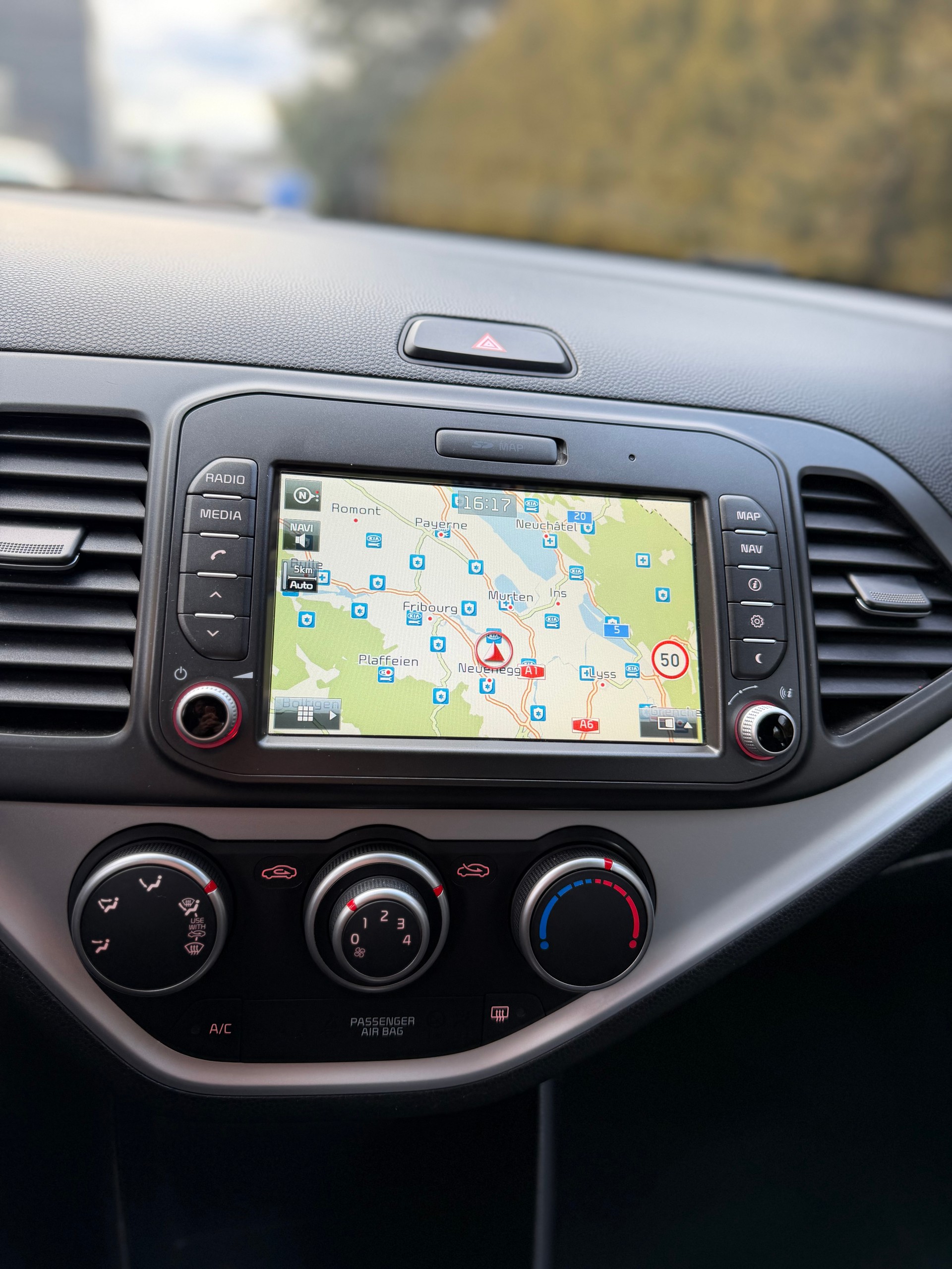 KIA Picanto 1.2 CVVT Swiss Champion-image-8