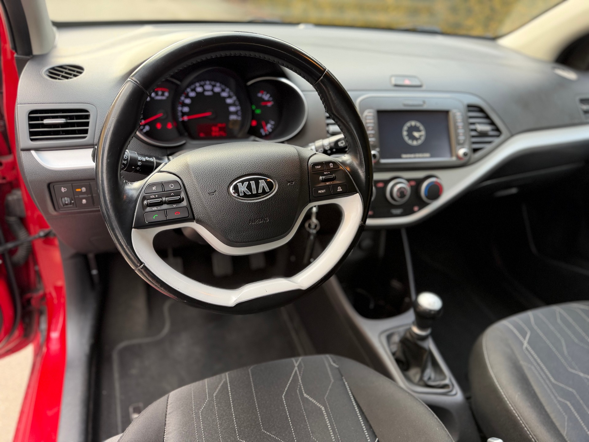 KIA Picanto 1.2 CVVT Swiss Champion-image-7