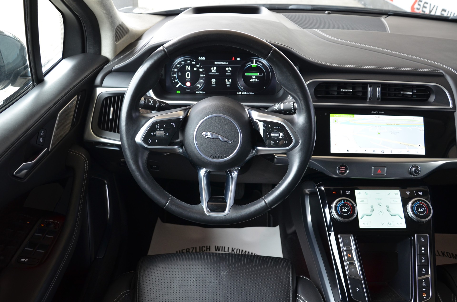 JAGUAR I-Pace EV400 HSE AWD*Frisch ab MFK,1 Jahr oder 20'000km Garantie*-image-11
