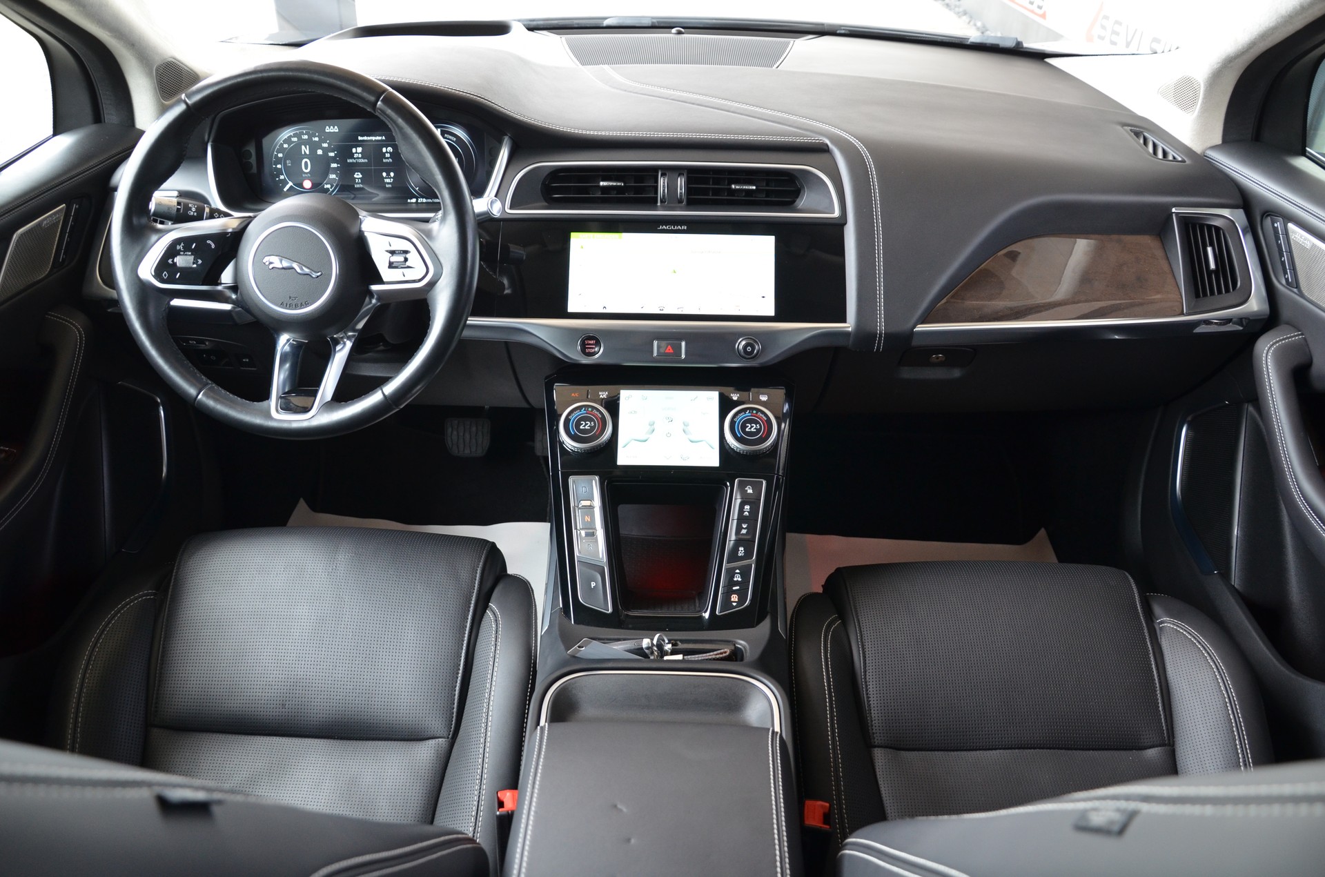 JAGUAR I-Pace EV400 HSE AWD*Frisch ab MFK,1 Jahr oder 20'000km Garantie*-image-10