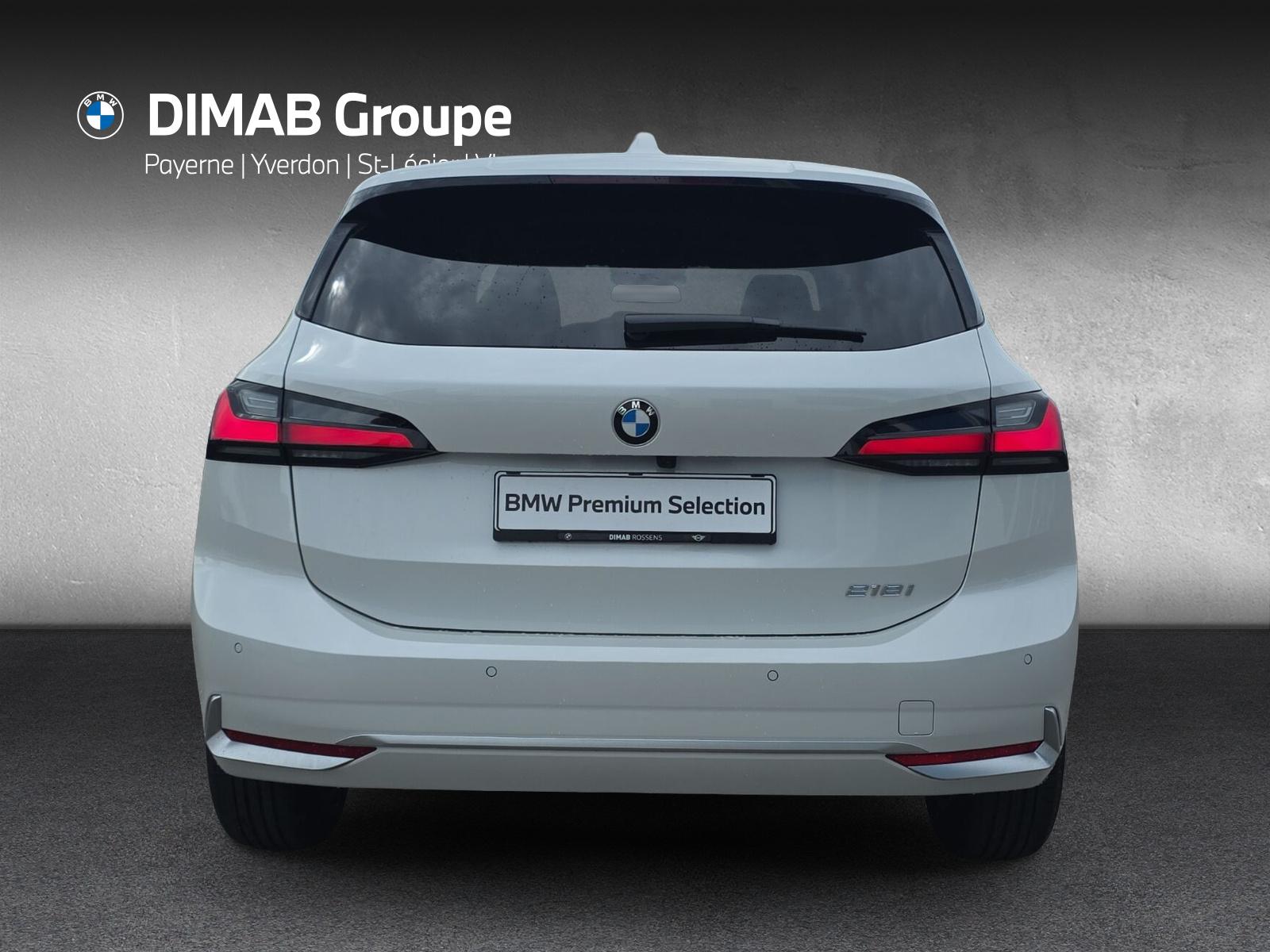 BMW 218i Active Tourer-image-3