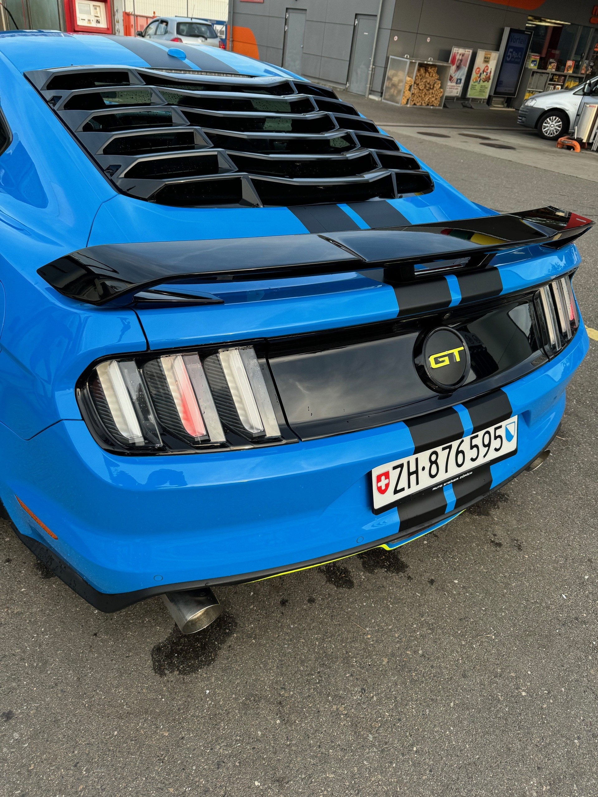 FORD Mustang Fastback 5.0 V8 GT Automat-image-1