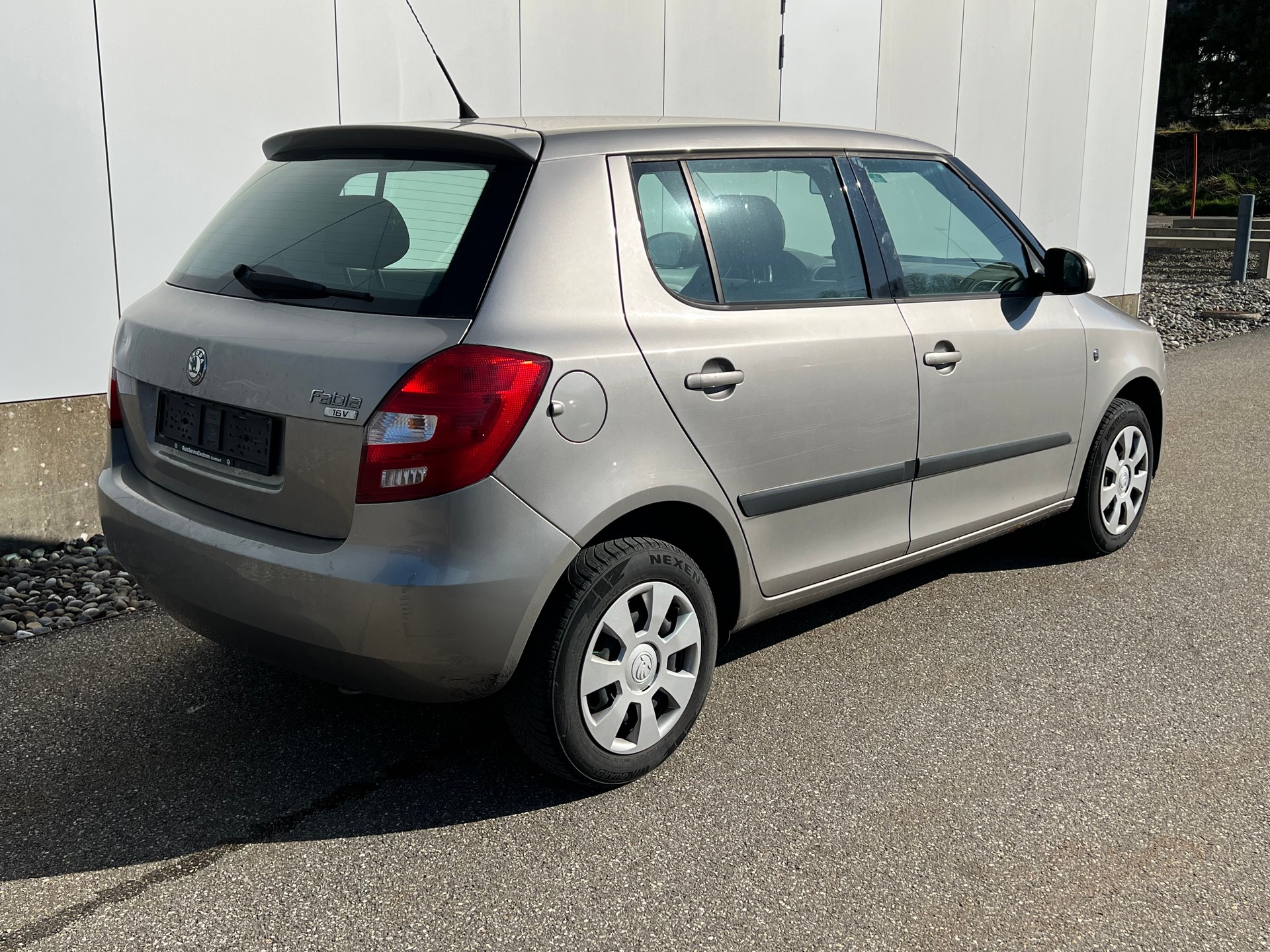 SKODA Fabia 1.4 Ambiente-image-3