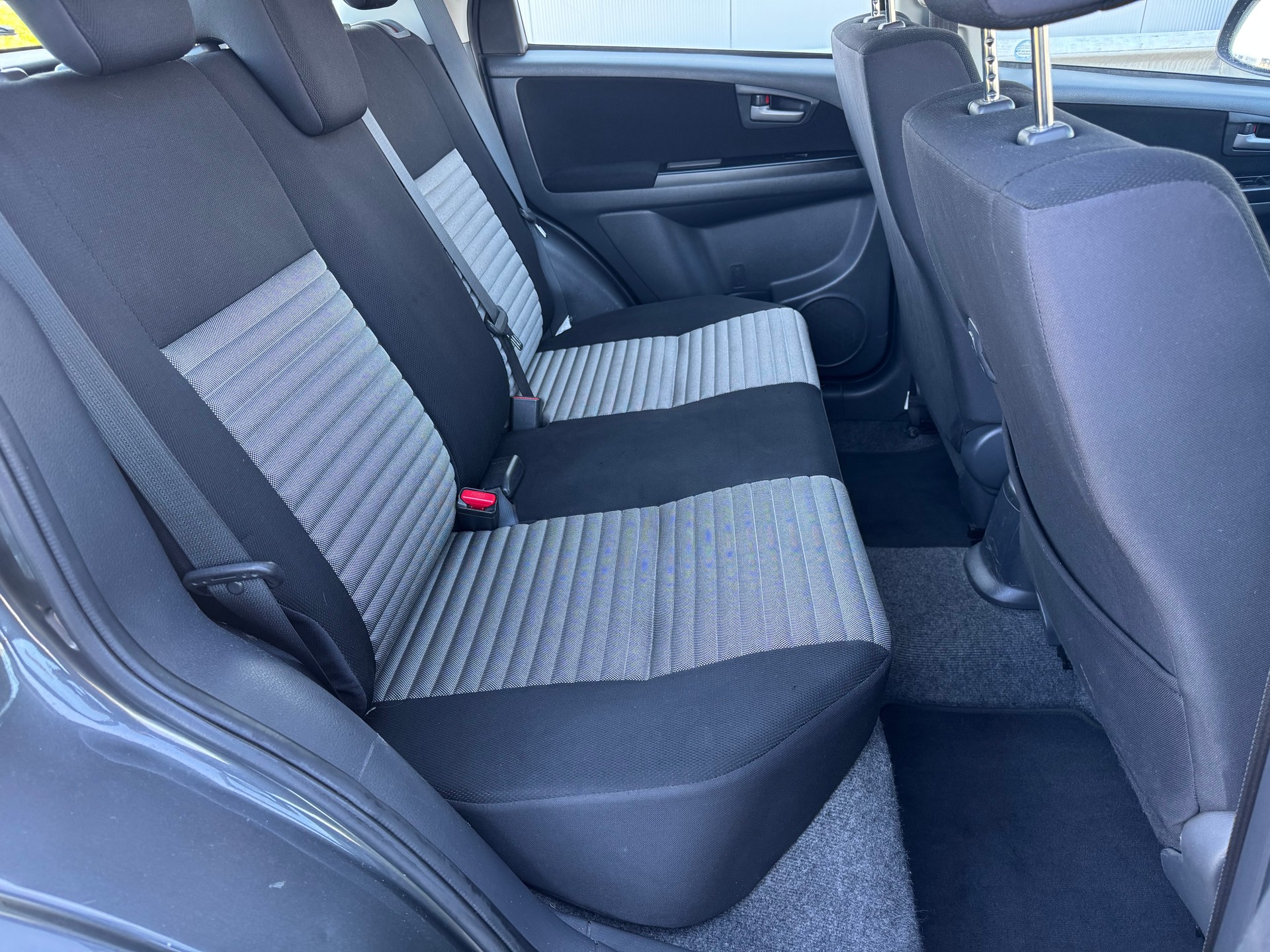 SUZUKI SX4 1.6 16V GL Top 2WD-image-6