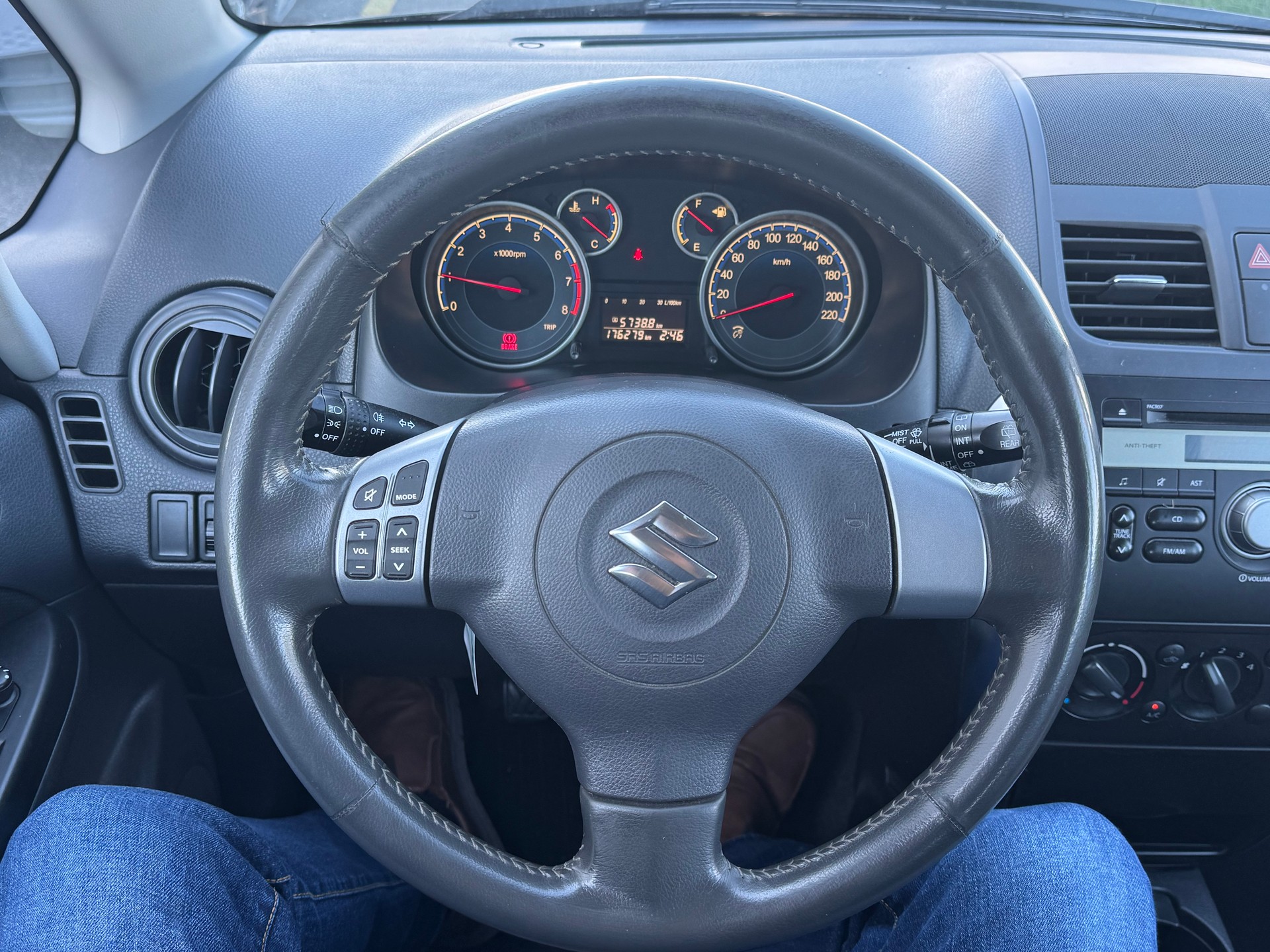 SUZUKI SX4 1.6 16V GL Top 2WD-image-10