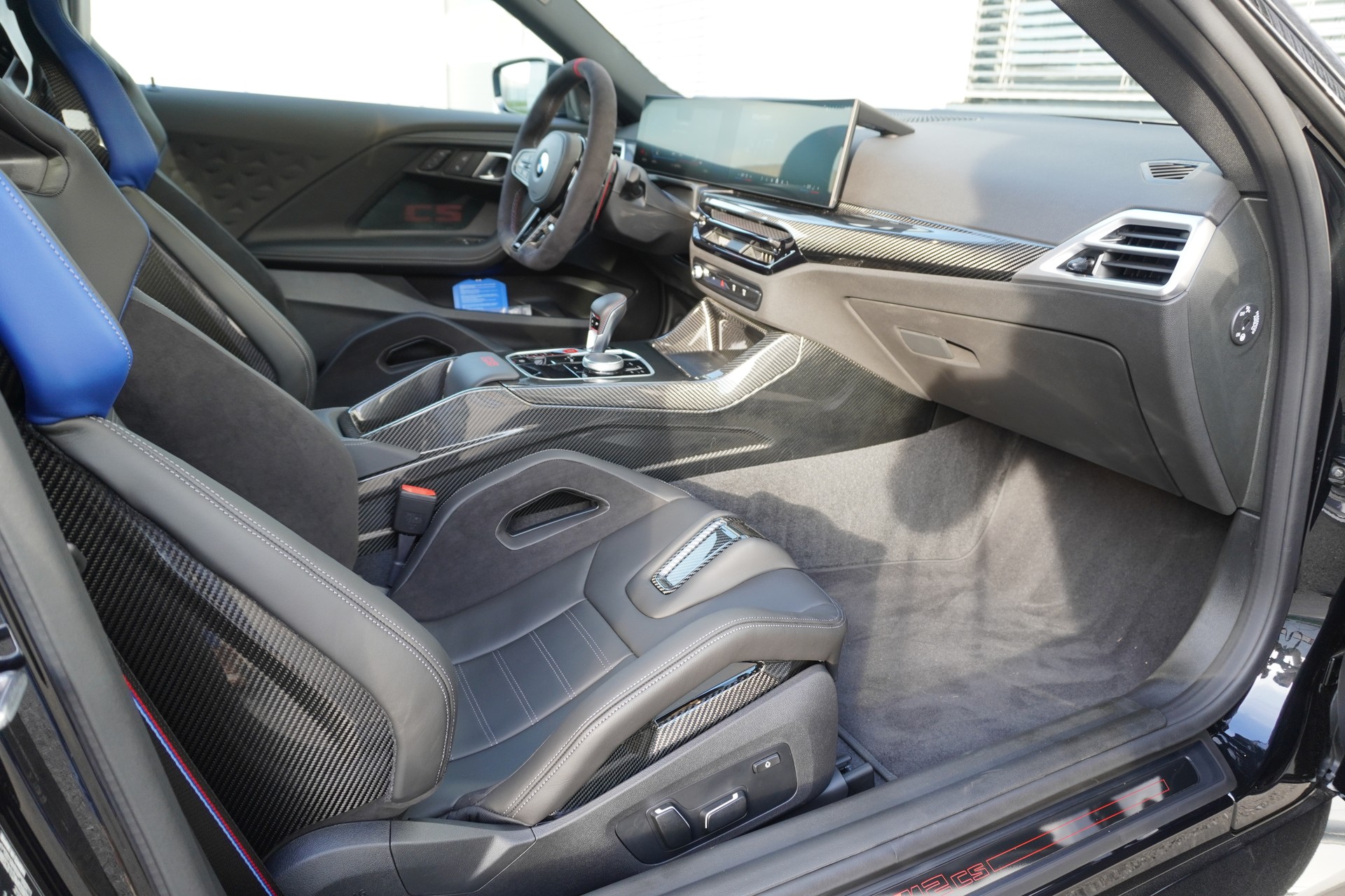 BMW M2 CS-image-10