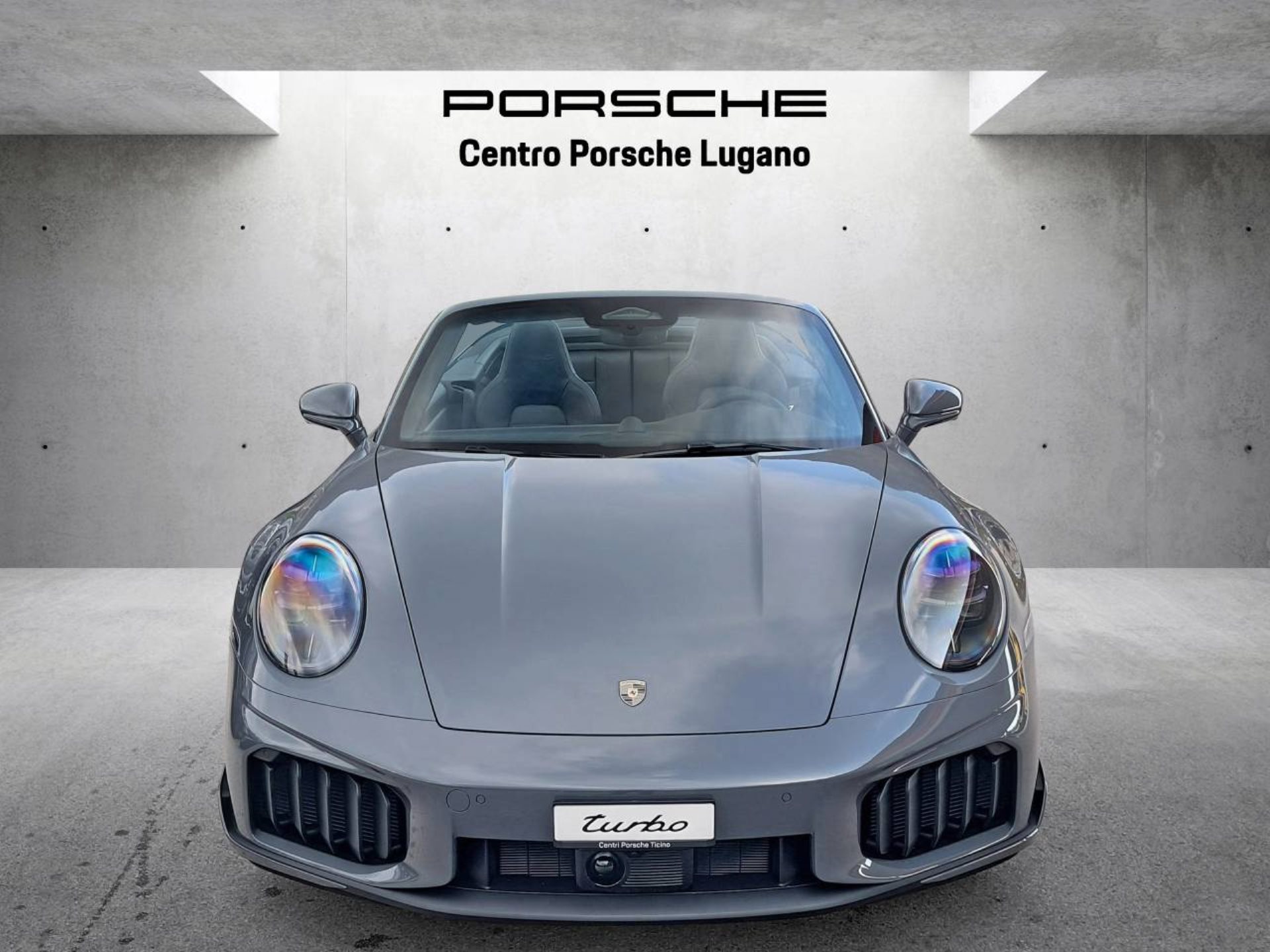 PORSCHE 911 Turbo S Cabriolet-image-9