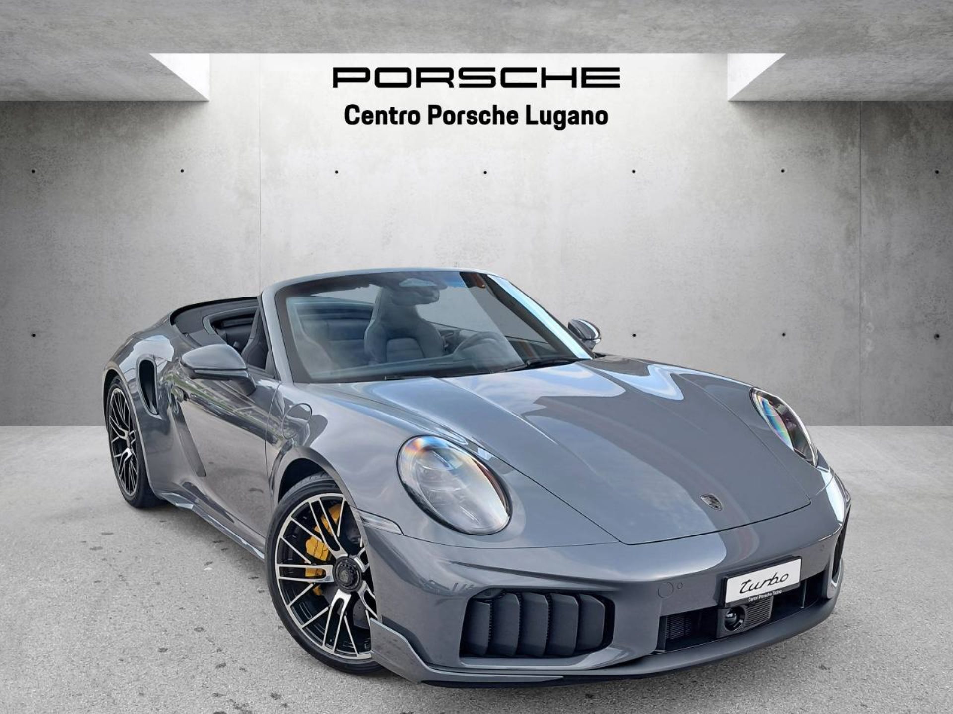 PORSCHE 911 Turbo S Cabriolet-image-0