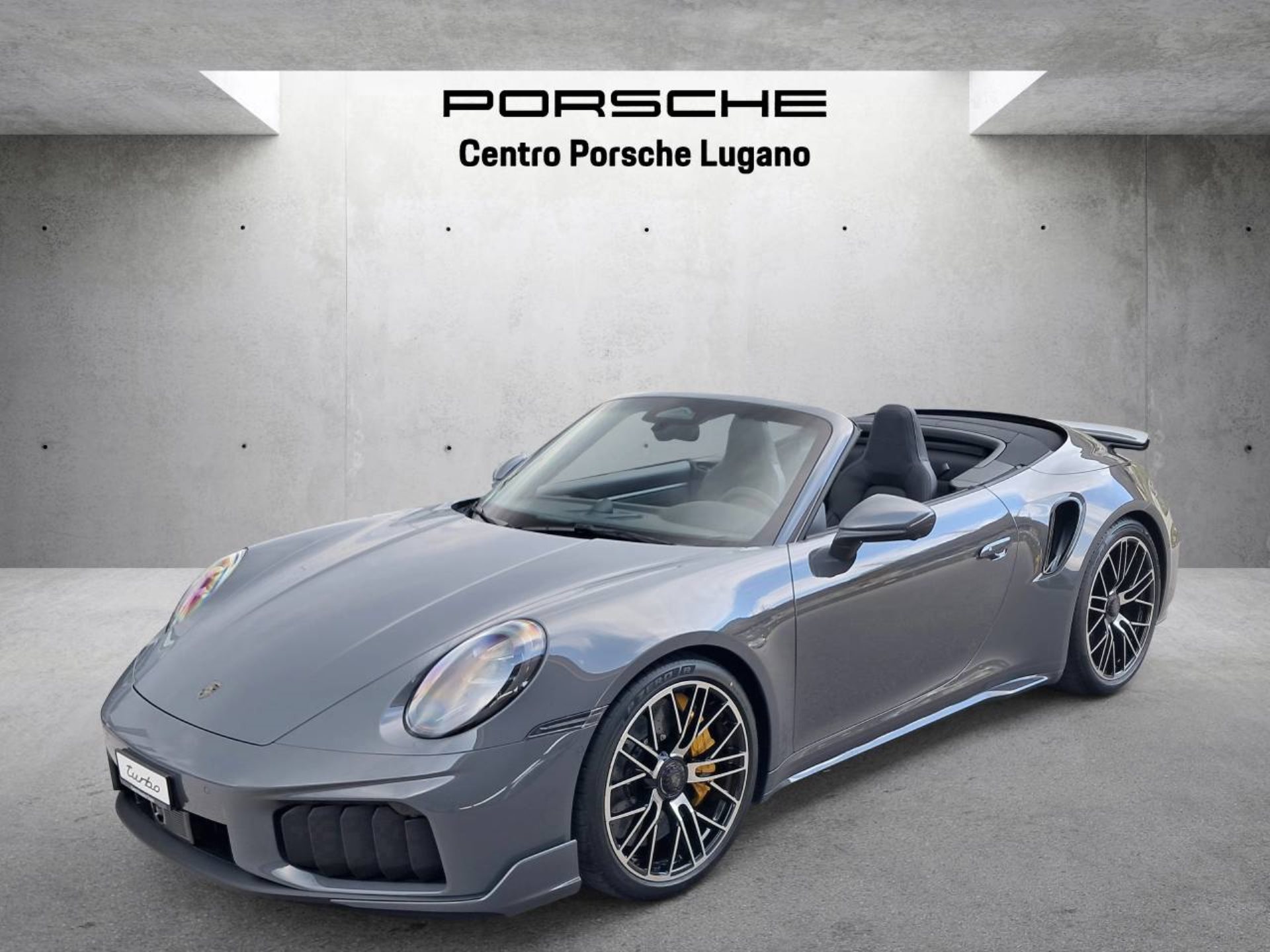 PORSCHE 911 Turbo S Cabriolet-image-8