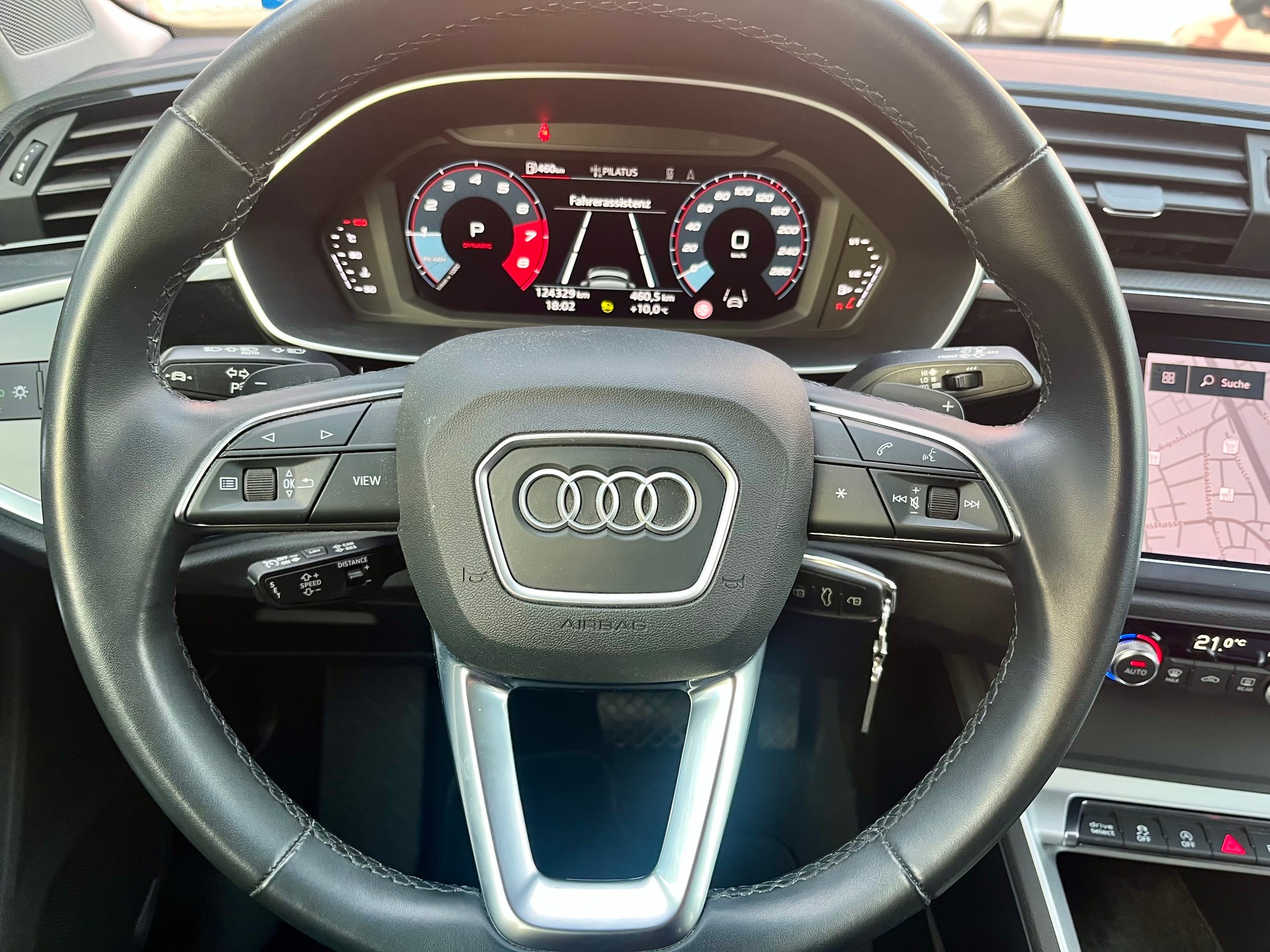AUDI Q3 Sportback 35 TFSI S-tronic**CH Auto**-image-17