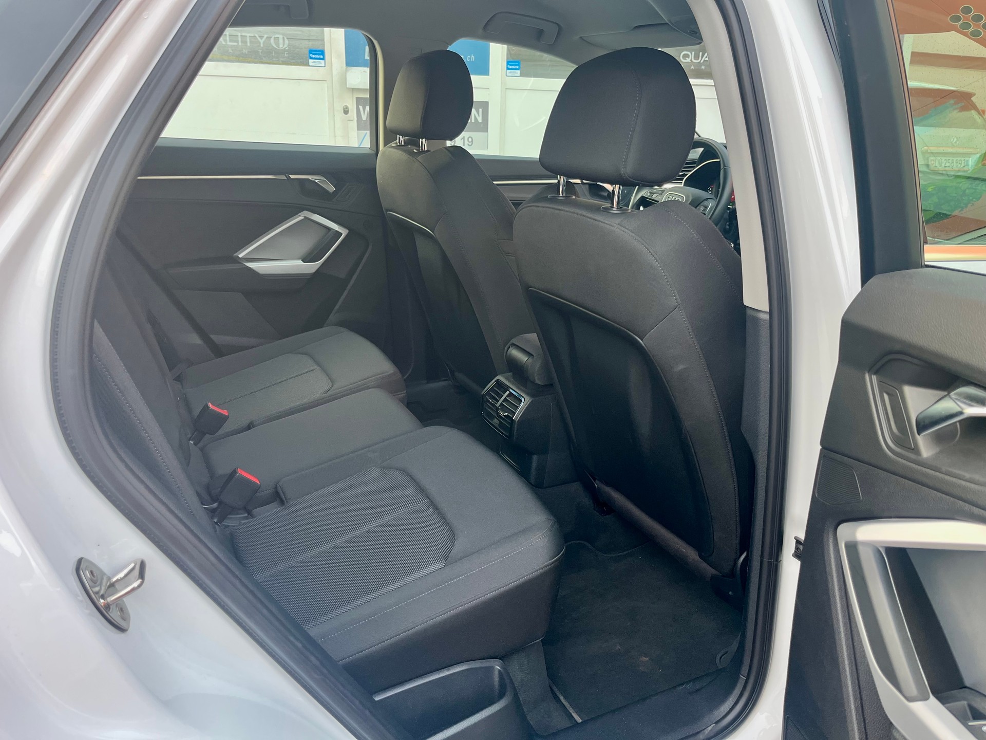 AUDI Q3 Sportback 35 TFSI S-tronic**CH Auto**-image-29