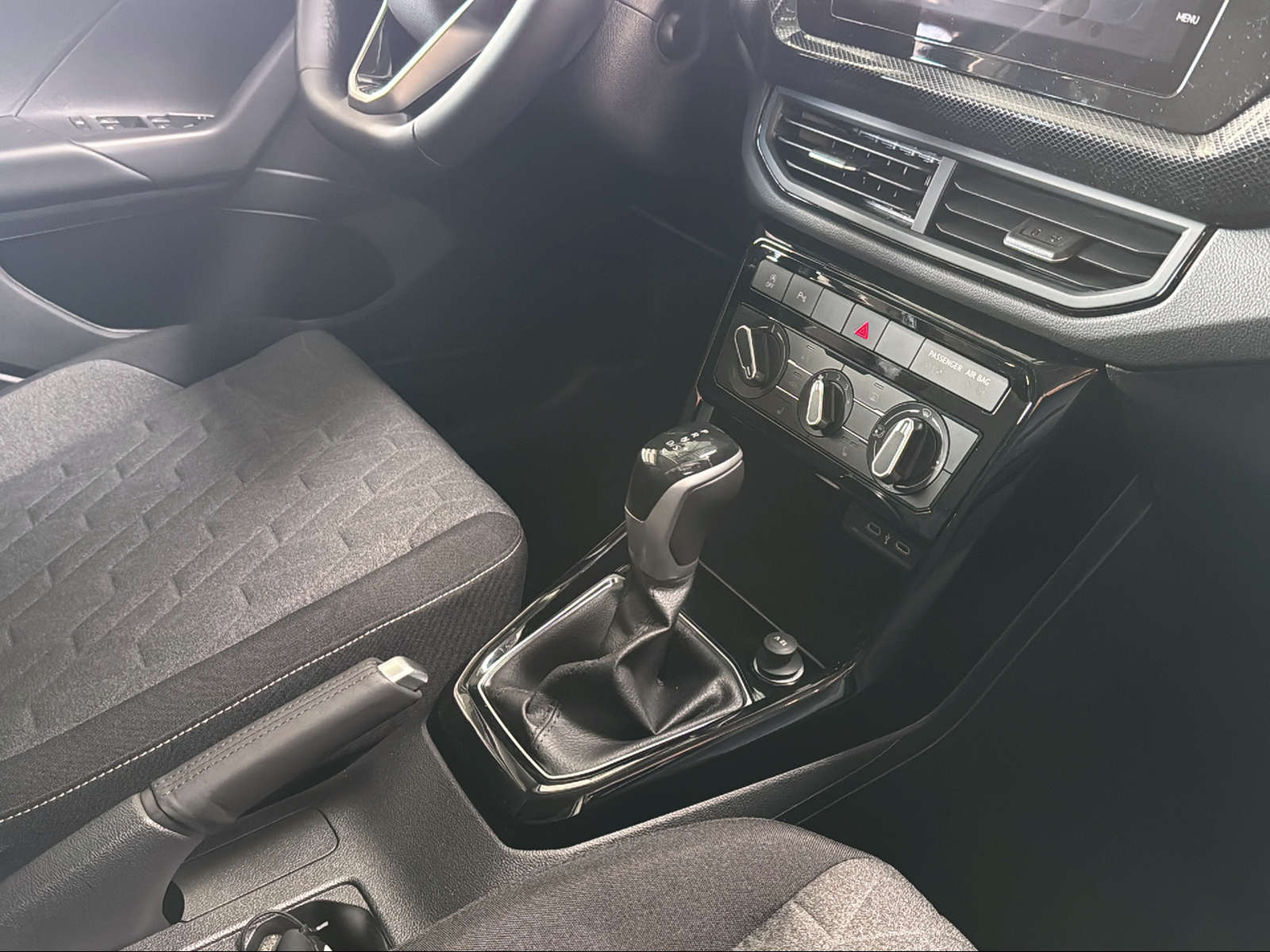 VW T-Cross 1.0 TSI EVO United DSG-image-11