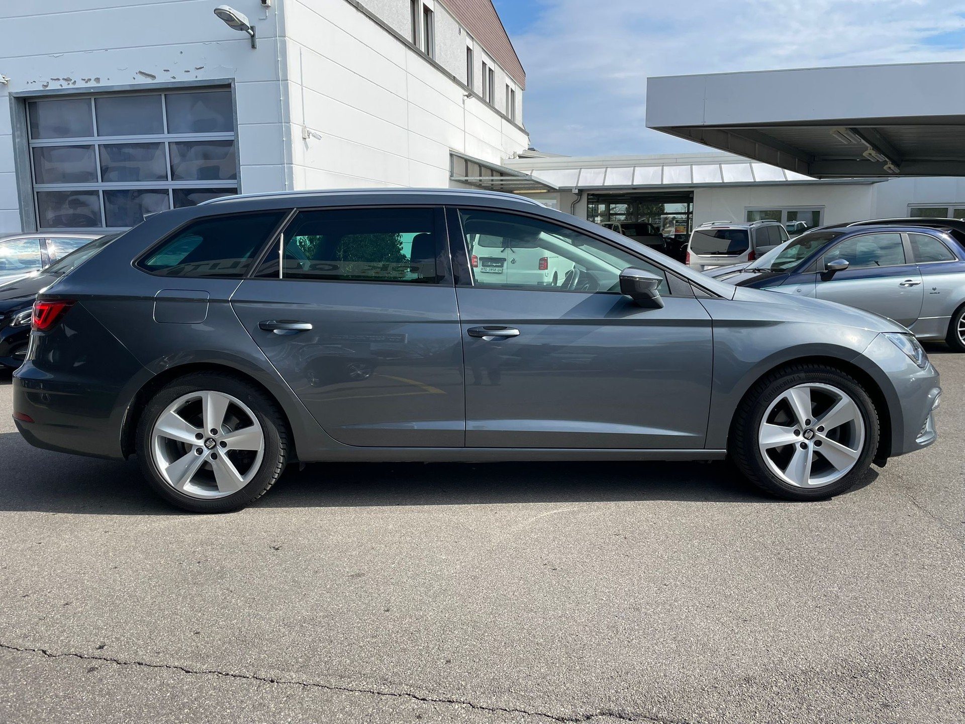 SEAT Leon ST 2.0 TDI CR FR 4Drive DSG-image-3