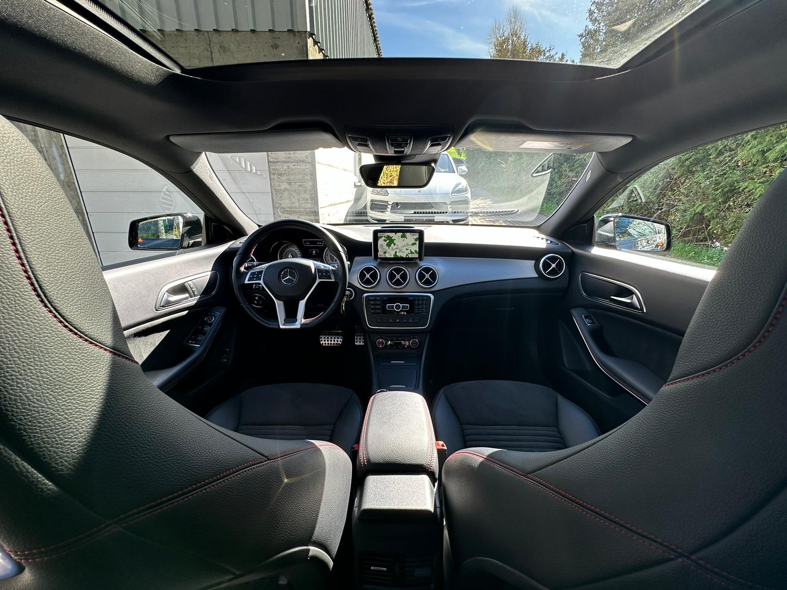 MERCEDES-BENZ CLA 250 Sport AMG-Line 7G-DCT 4Matic-image-17