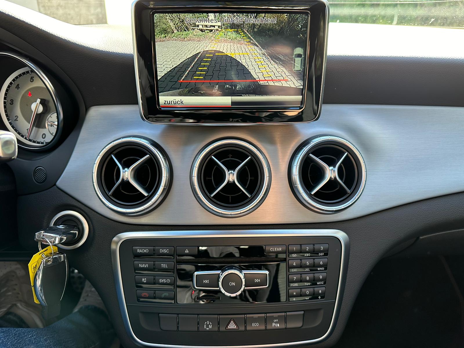MERCEDES-BENZ CLA 250 Sport AMG-Line 7G-DCT 4Matic-image-19