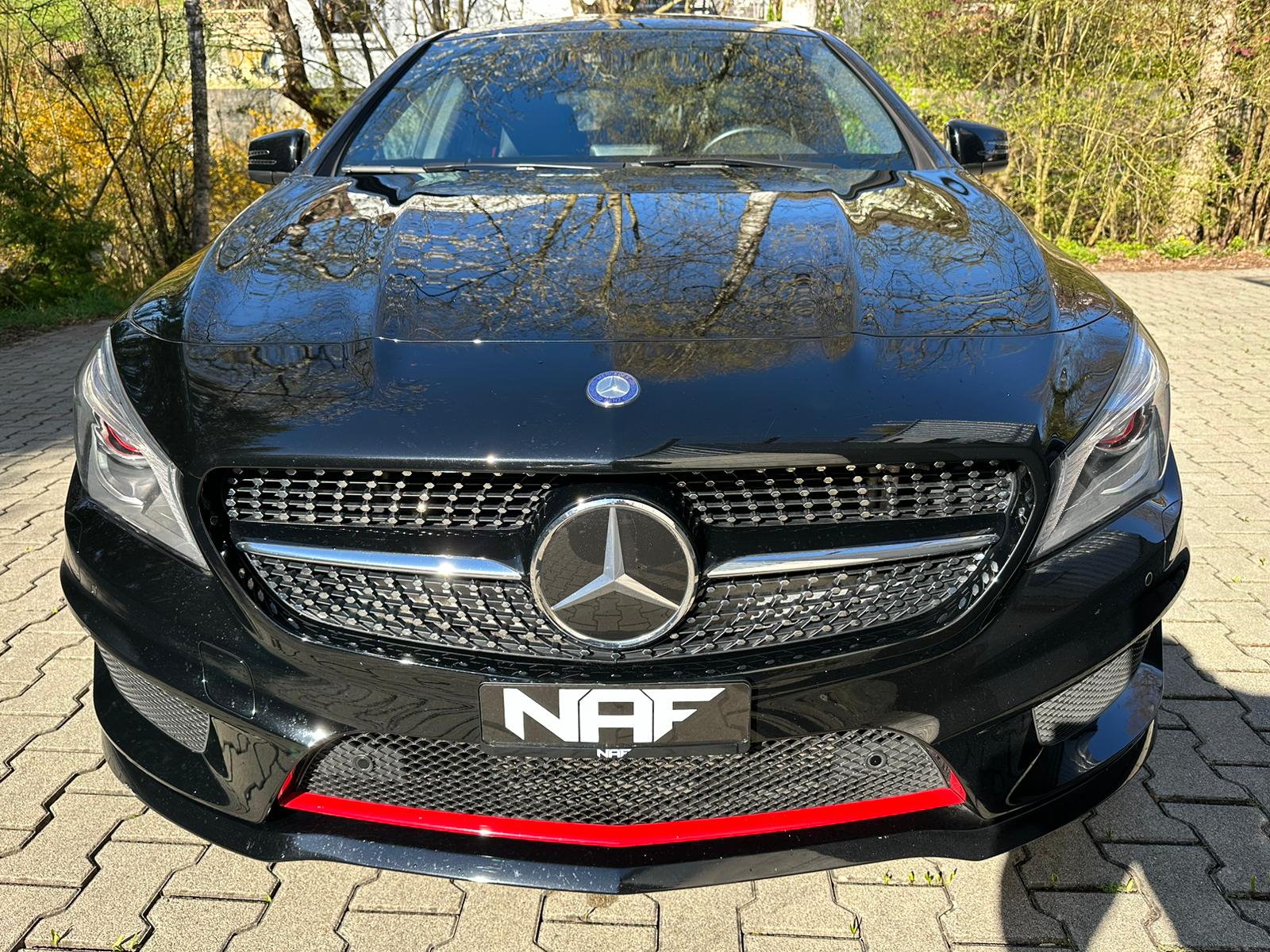 MERCEDES-BENZ CLA 250 Sport AMG-Line 7G-DCT 4Matic-image-7