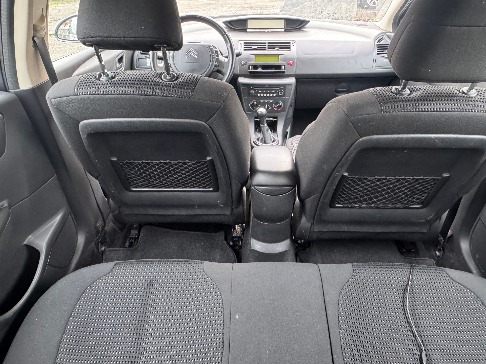 CITROEN C4 Berline 1.6i 16V VTR (Pack)-image-7