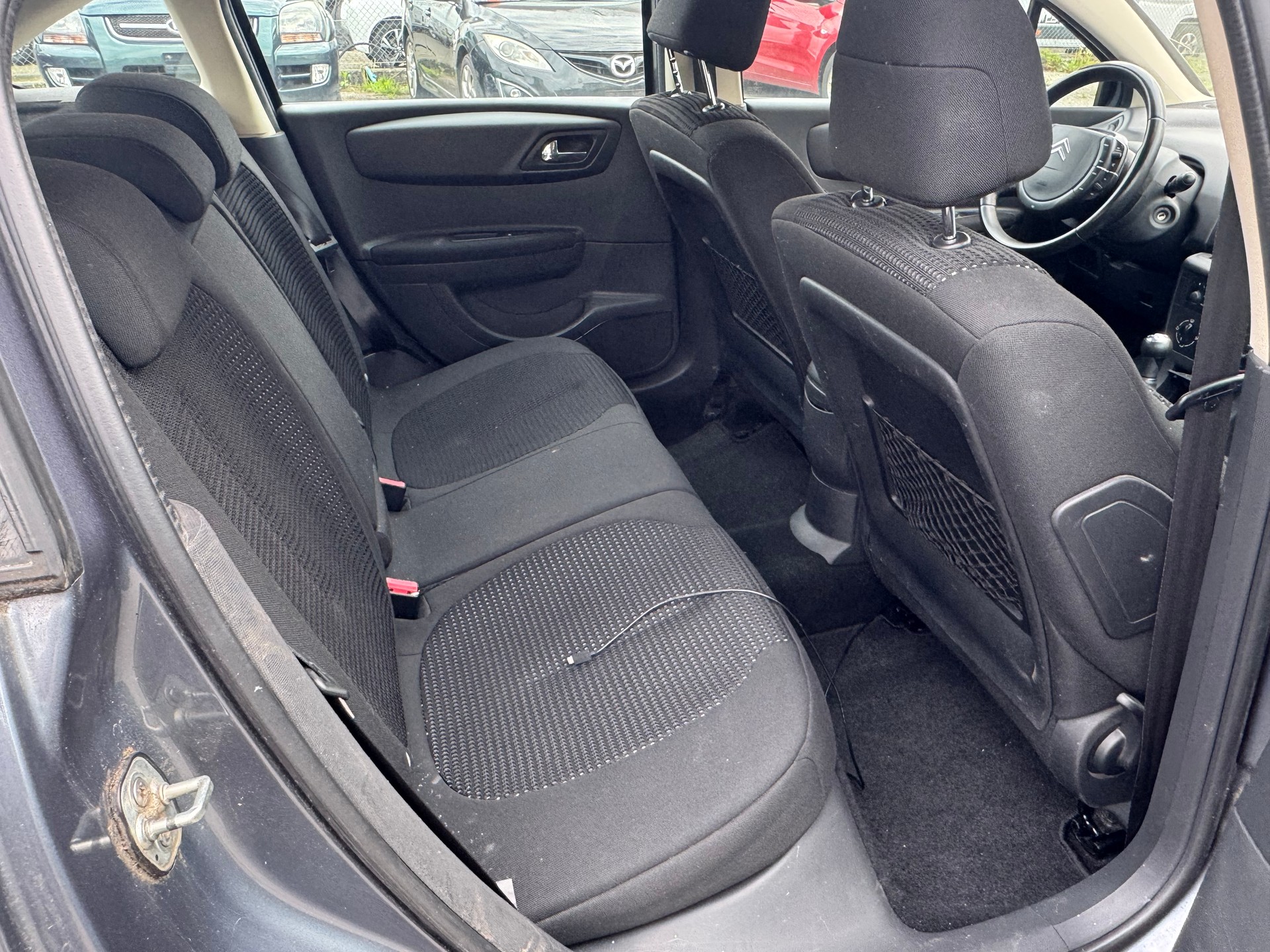 CITROEN C4 Berline 1.6i 16V VTR (Pack)-image-9