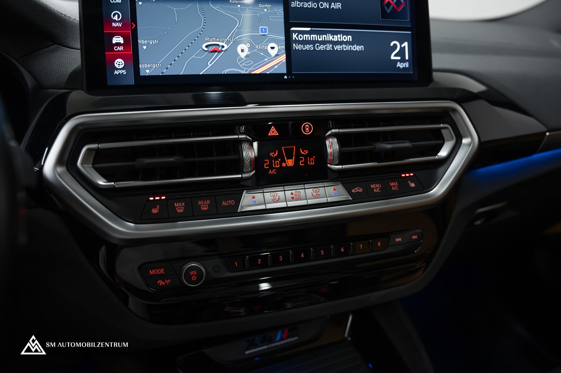 BMW X4M xDrive M Competition Steptronic / Panorama / 360° / Head-Up-image-31