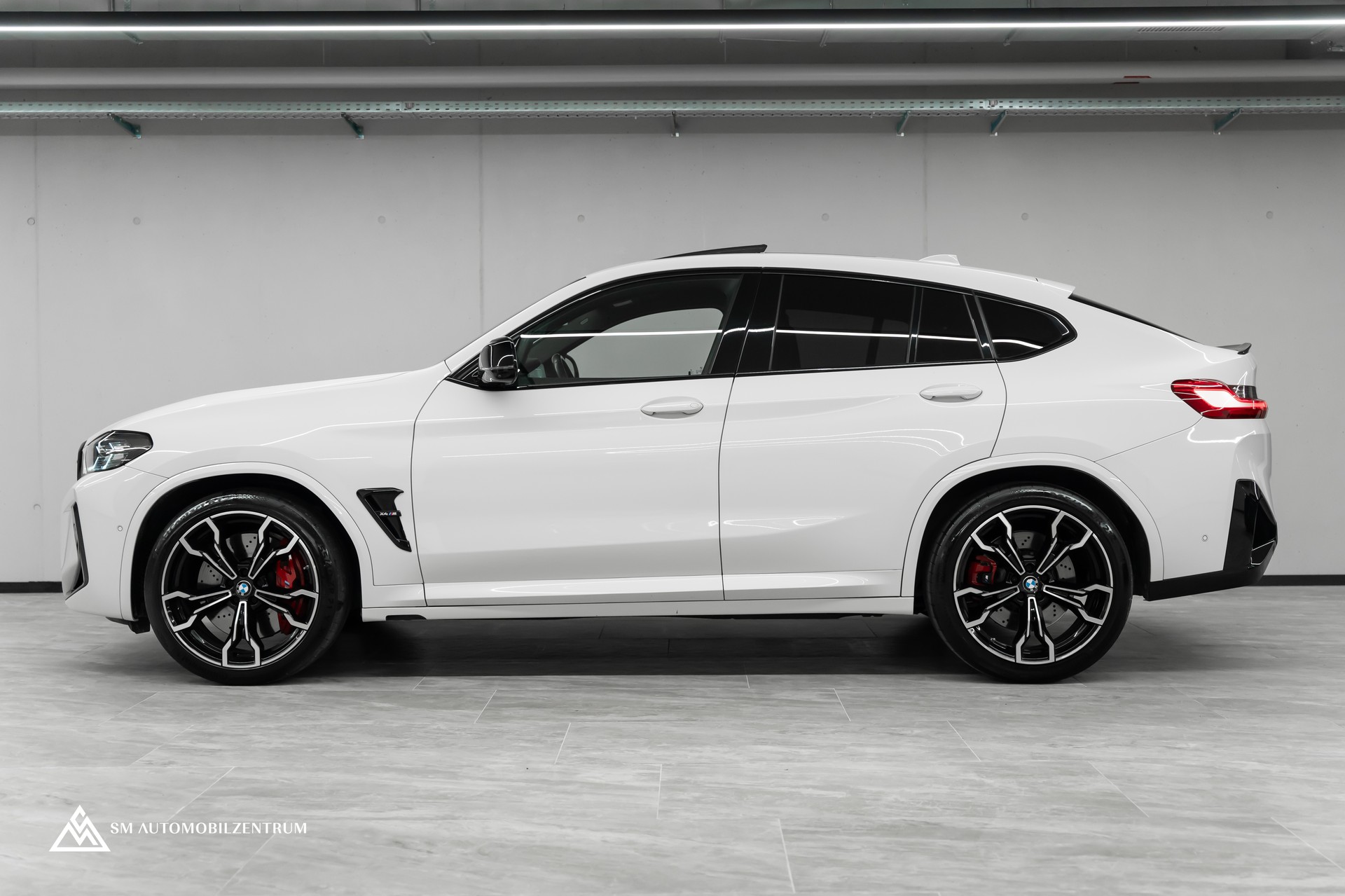 BMW X4M xDrive M Competition Steptronic / Panorama / 360° / Head-Up-image-5