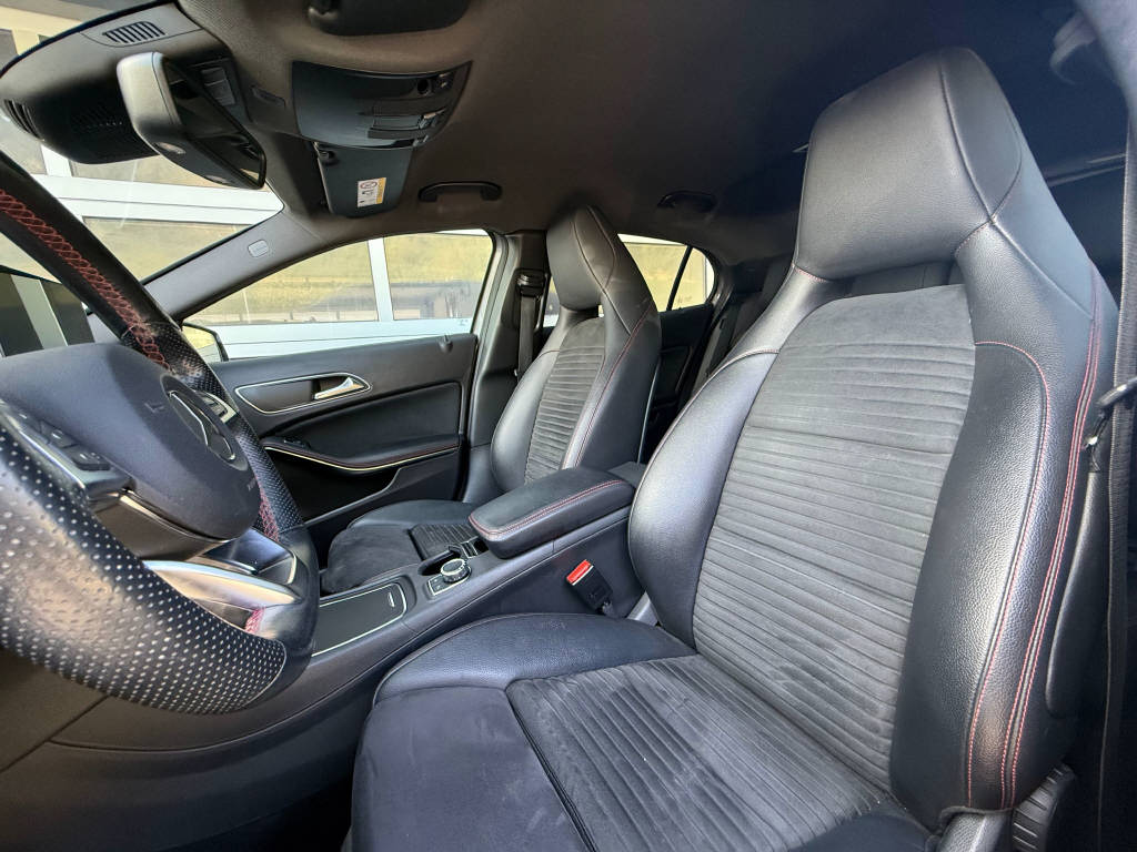 MERCEDES-BENZ GLA 250 AMG Line 4m-image-6