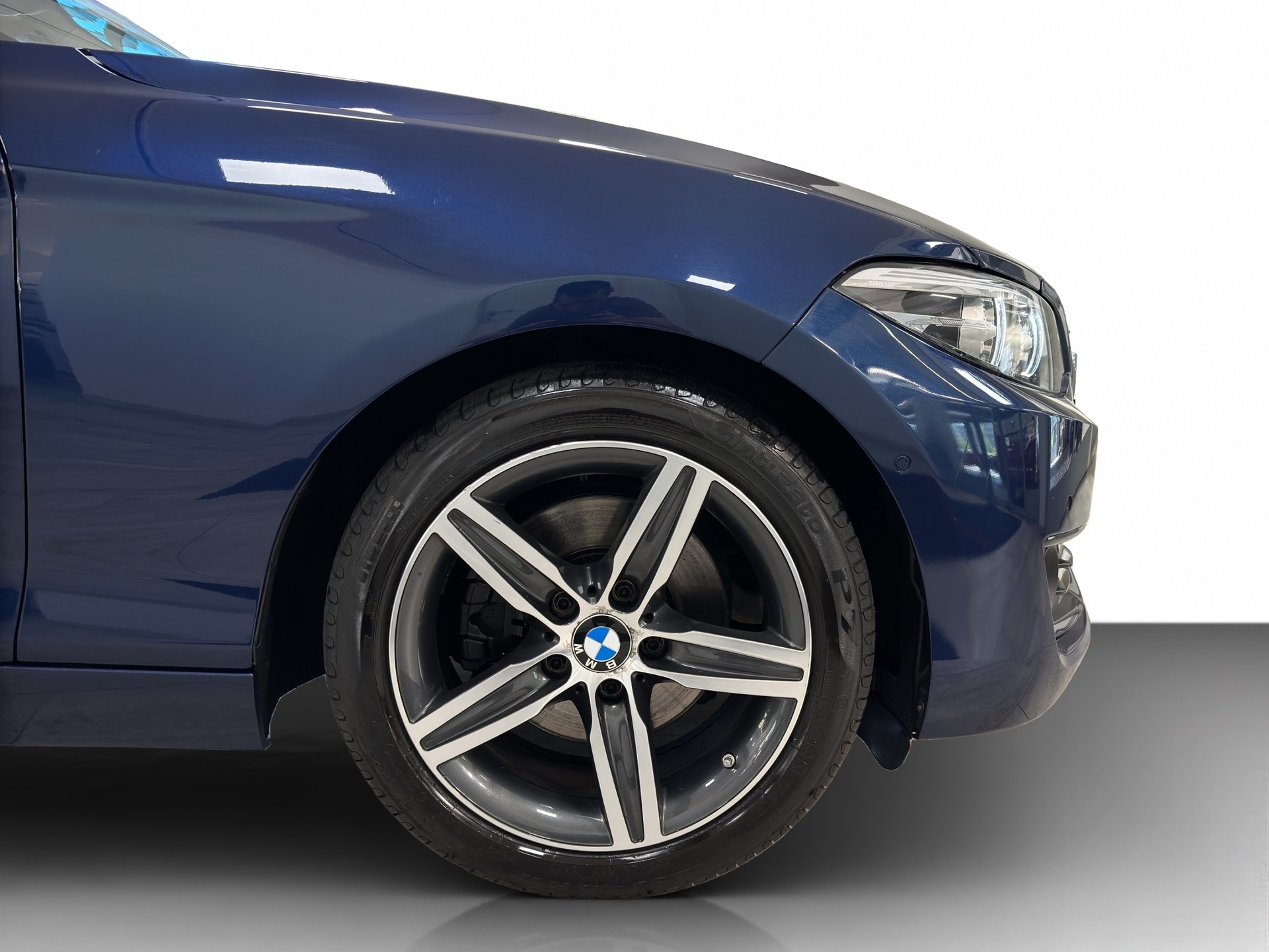 BMW 220d xDrive Steptronic-image-5