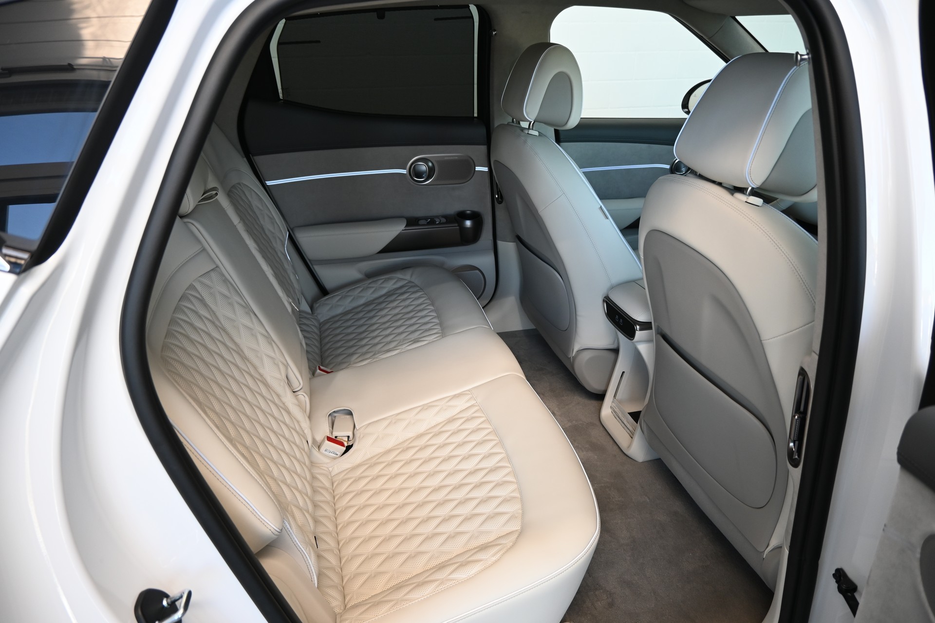 GENESIS GV60 77.4 kWh Sport AWD 318PS 4X4 (CH Auto) + Werksgarantie 09.2029-image-11