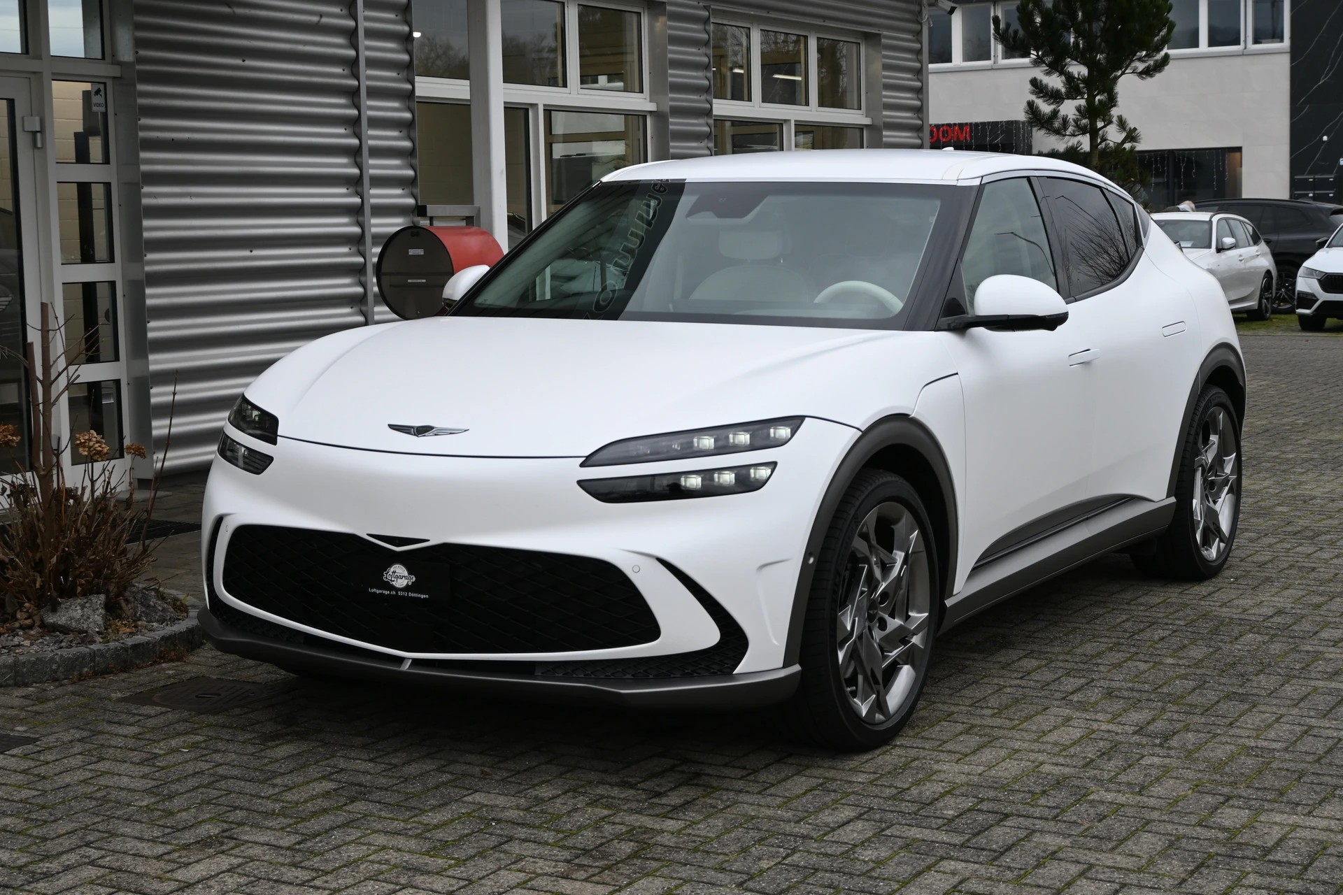 GENESIS GV60 77.4 kWh Sport AWD 318PS 4X4 (CH Auto) + Werksgarantie 09.2029-showroom-element-1