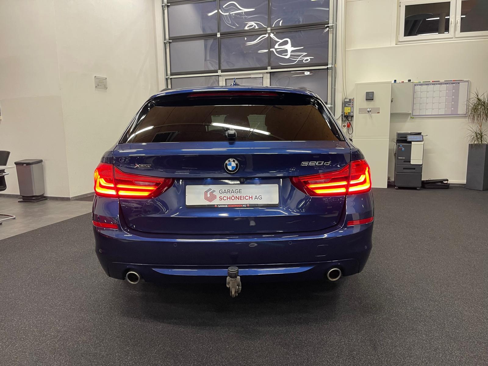 BMW 520d xDrive Touring-image-4