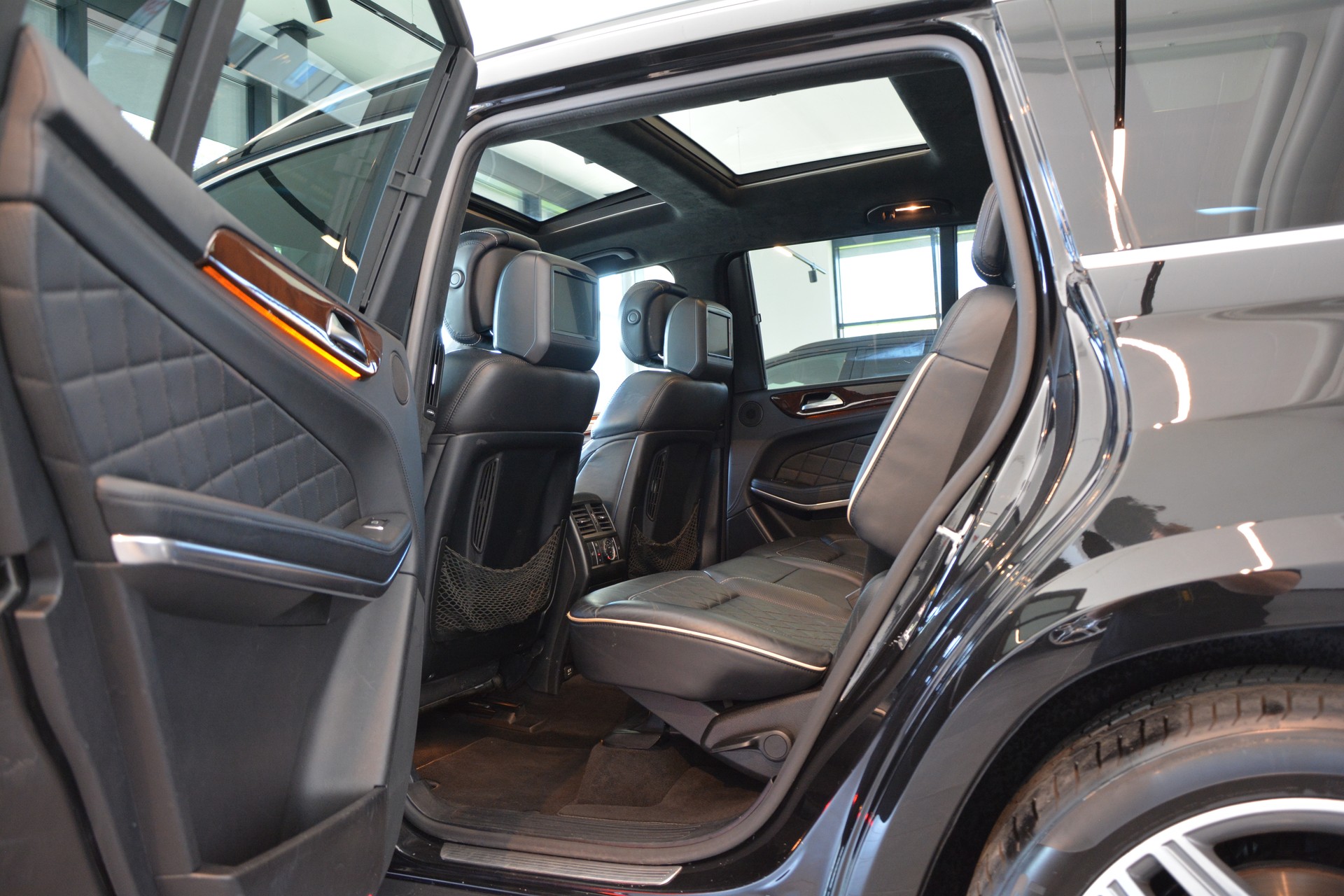 MERCEDES-BENZ GL 350 BlueTEC 4Matic 7G-TRONIC AMG-Line-image-9