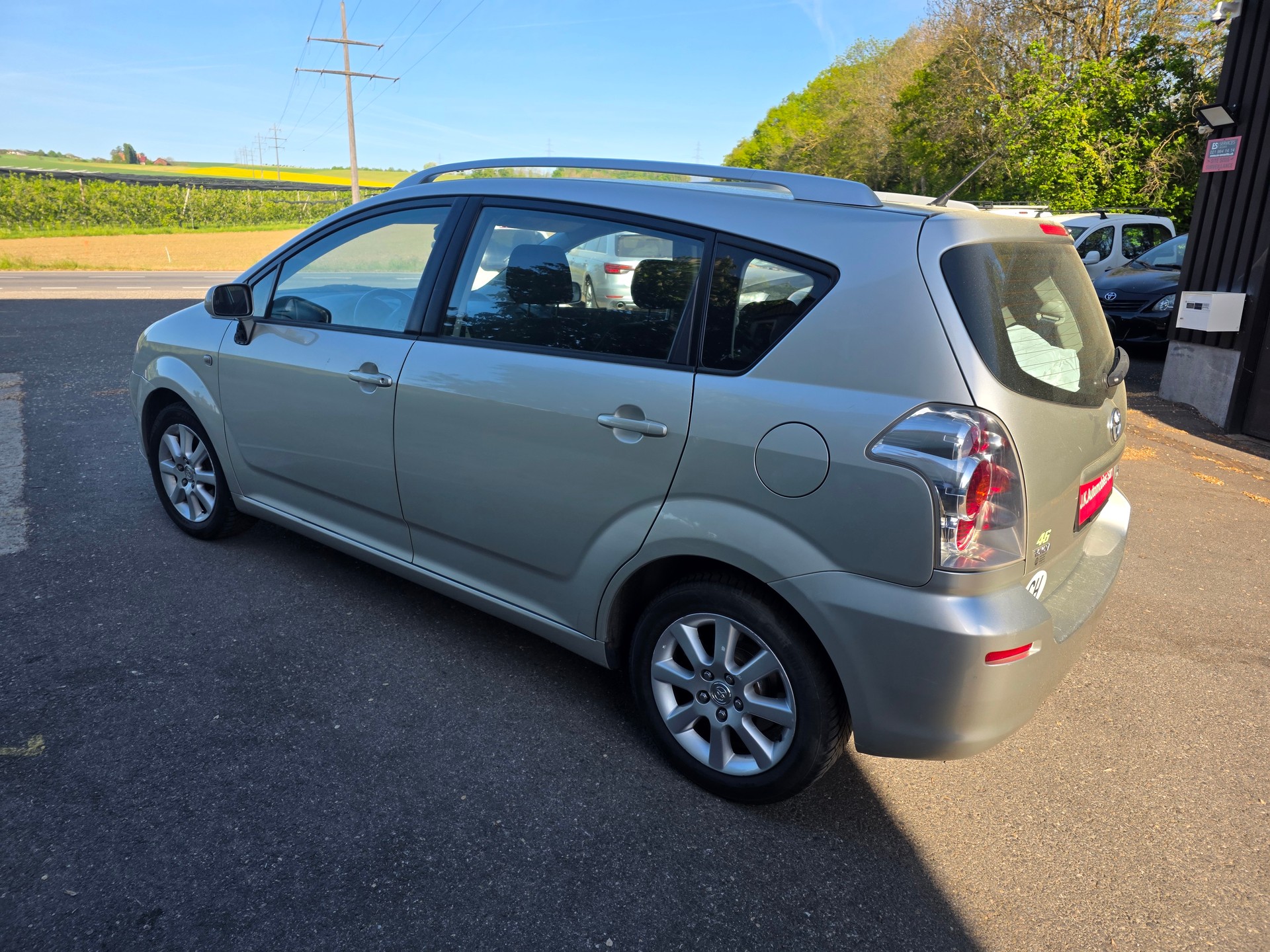 TOYOTA Corolla Verso 1.8 Linea Sol-image-10