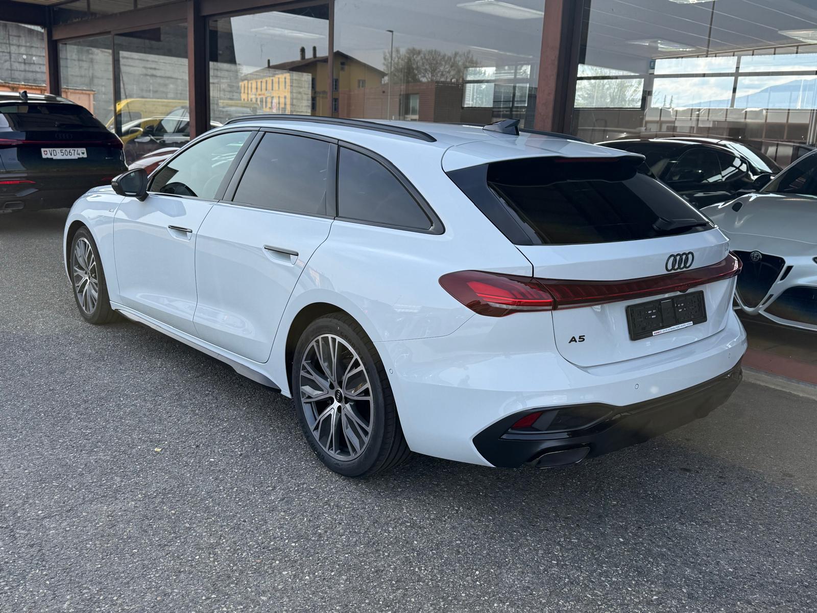 AUDI A5 Avant TFSI 150 kW S tronic-image-3