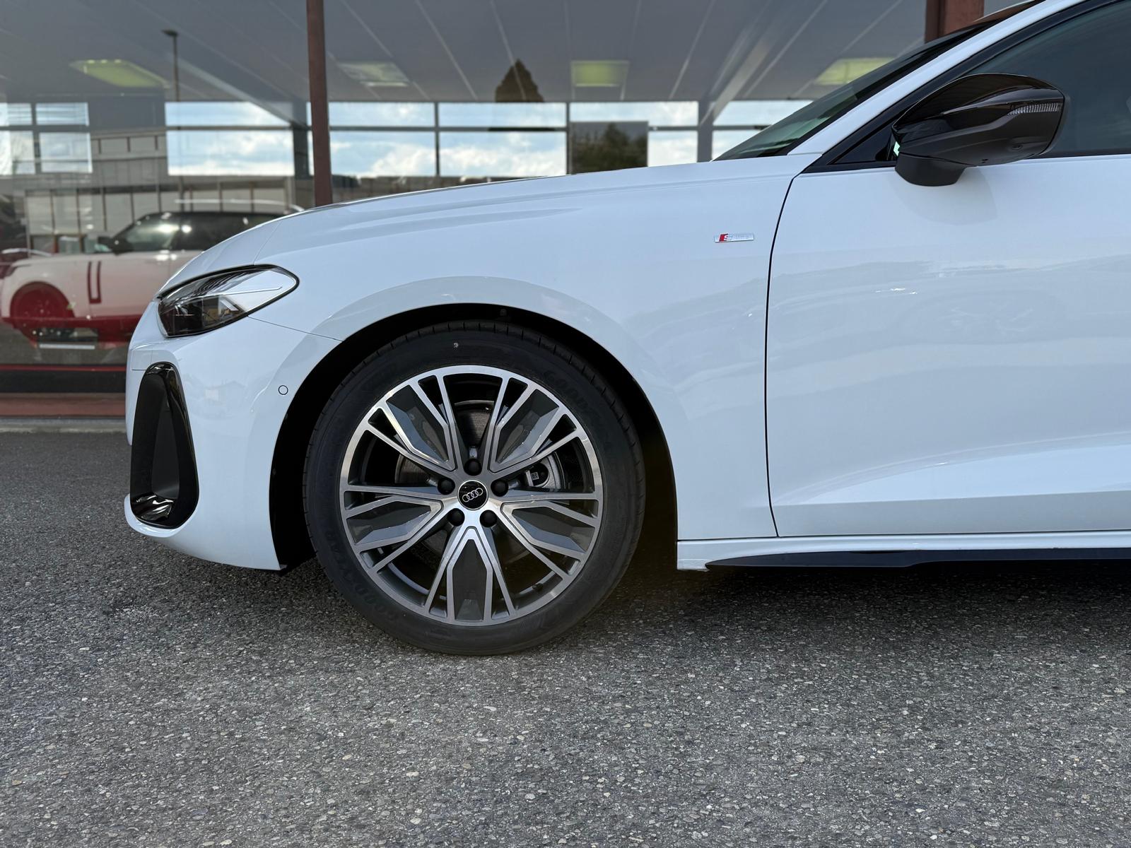 AUDI A5 Avant TFSI 150 kW S tronic-image-5