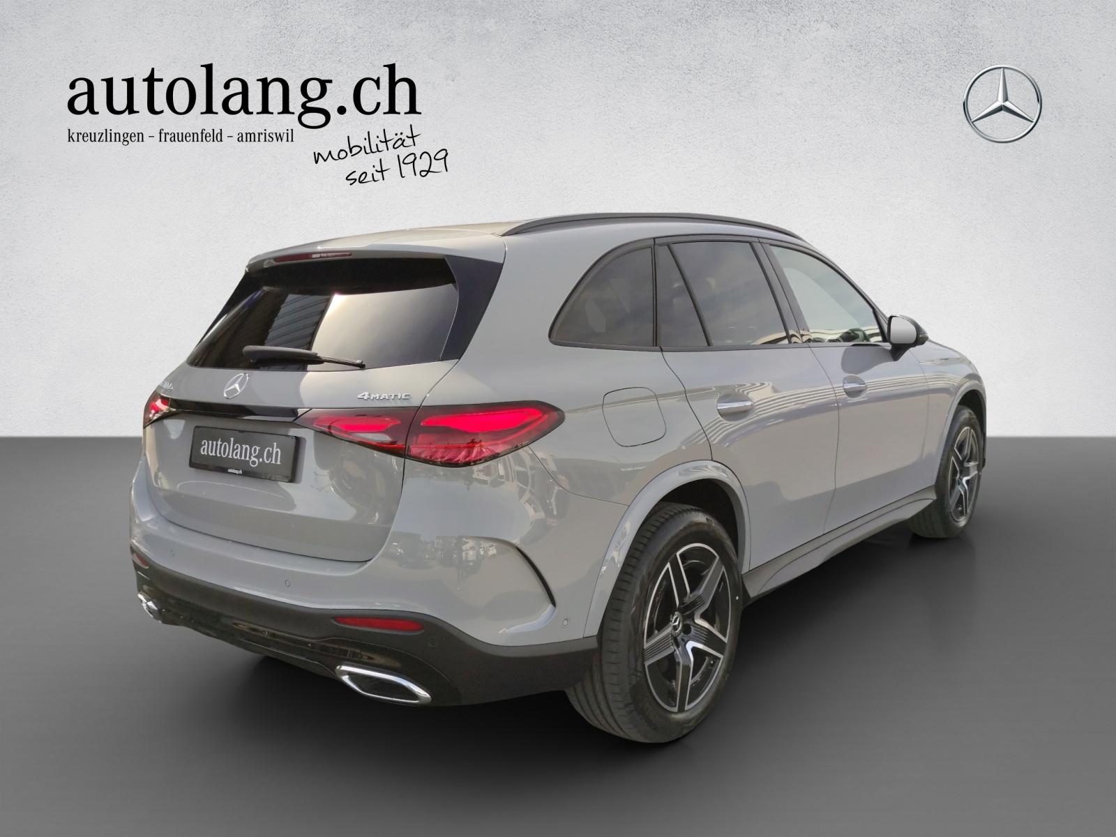 MERCEDES-BENZ GLC 300 e AMG Line 4Matic EQ Star-image-4