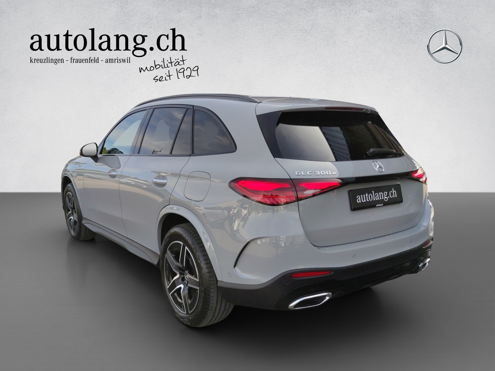 MERCEDES-BENZ GLC 300 e AMG Line 4Matic EQ Star-image-3