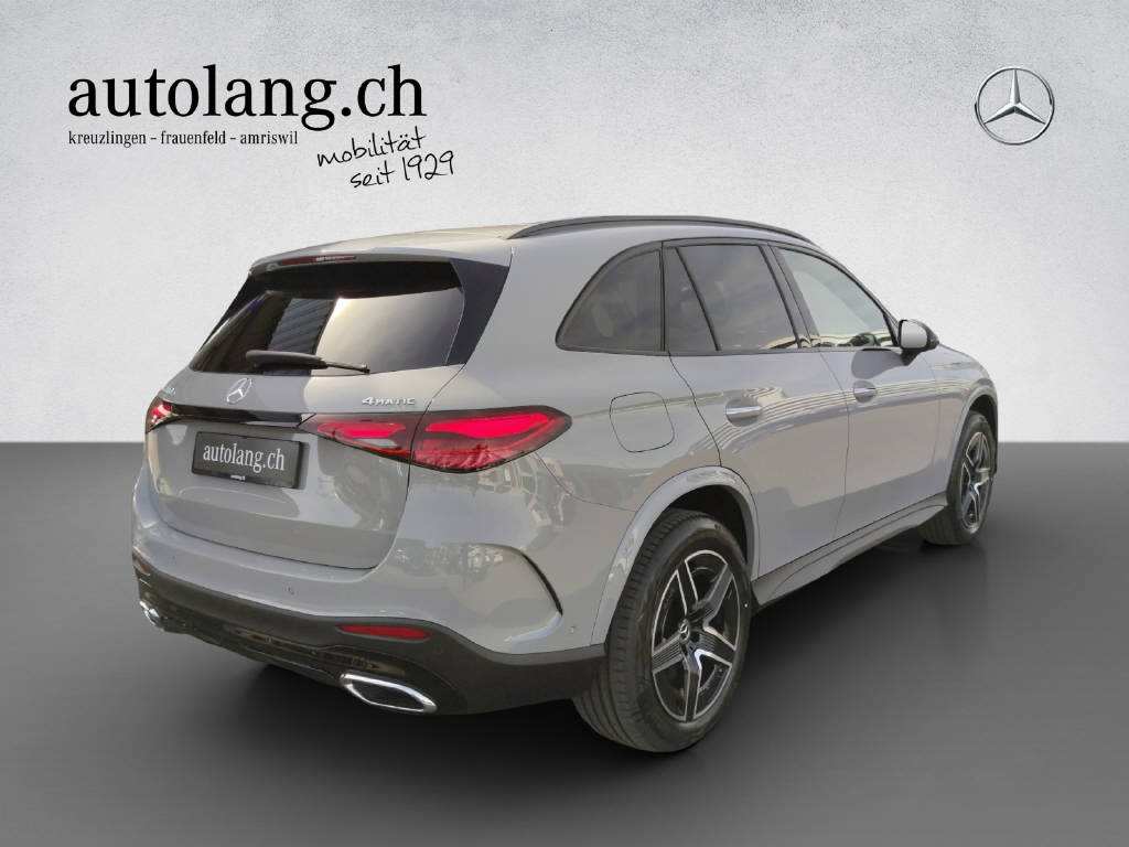 MERCEDES-BENZ GLC 300 e AMG Line 4Matic EQ Star-image-3