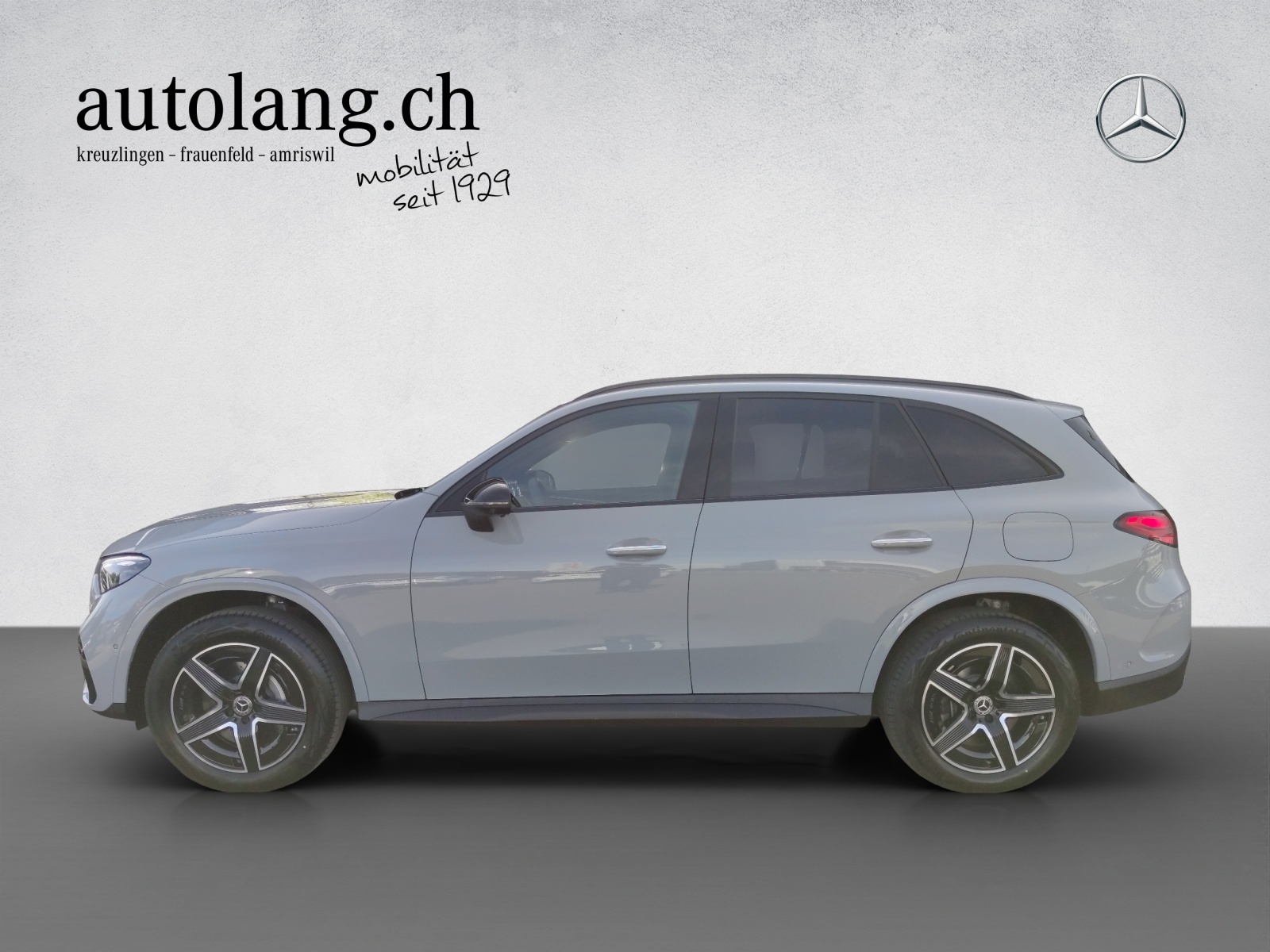 MERCEDES-BENZ GLC 300 e AMG Line 4Matic EQ Star-image-2