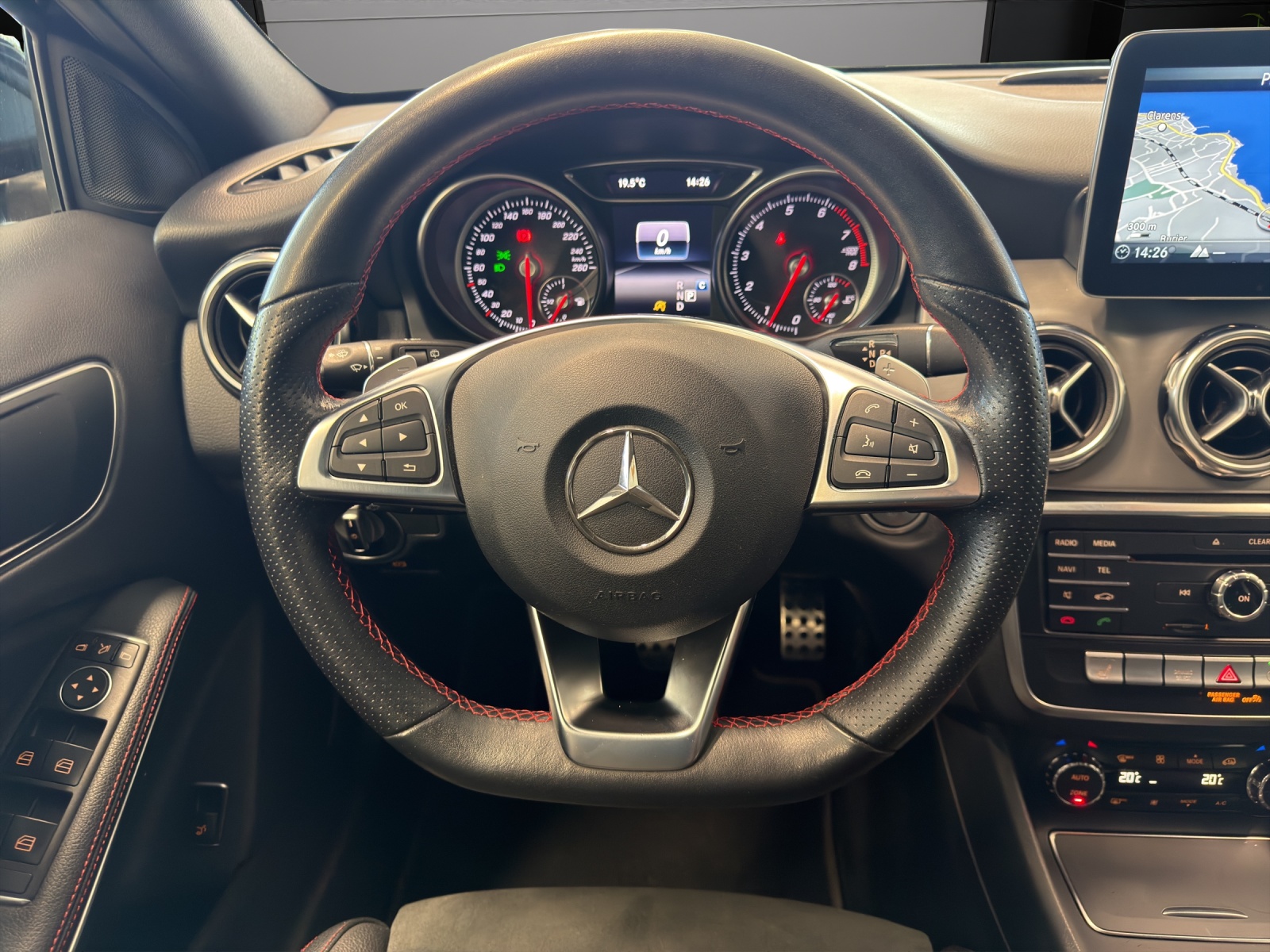 Image MERCEDES-BENZ GLA-200 GLA 200 AMG Line