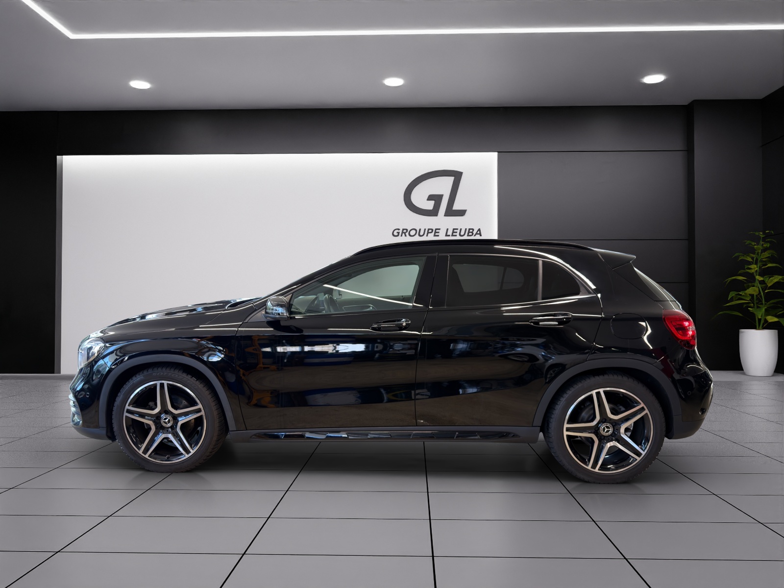 Image MERCEDES-BENZ GLA-200 GLA 200 AMG Line